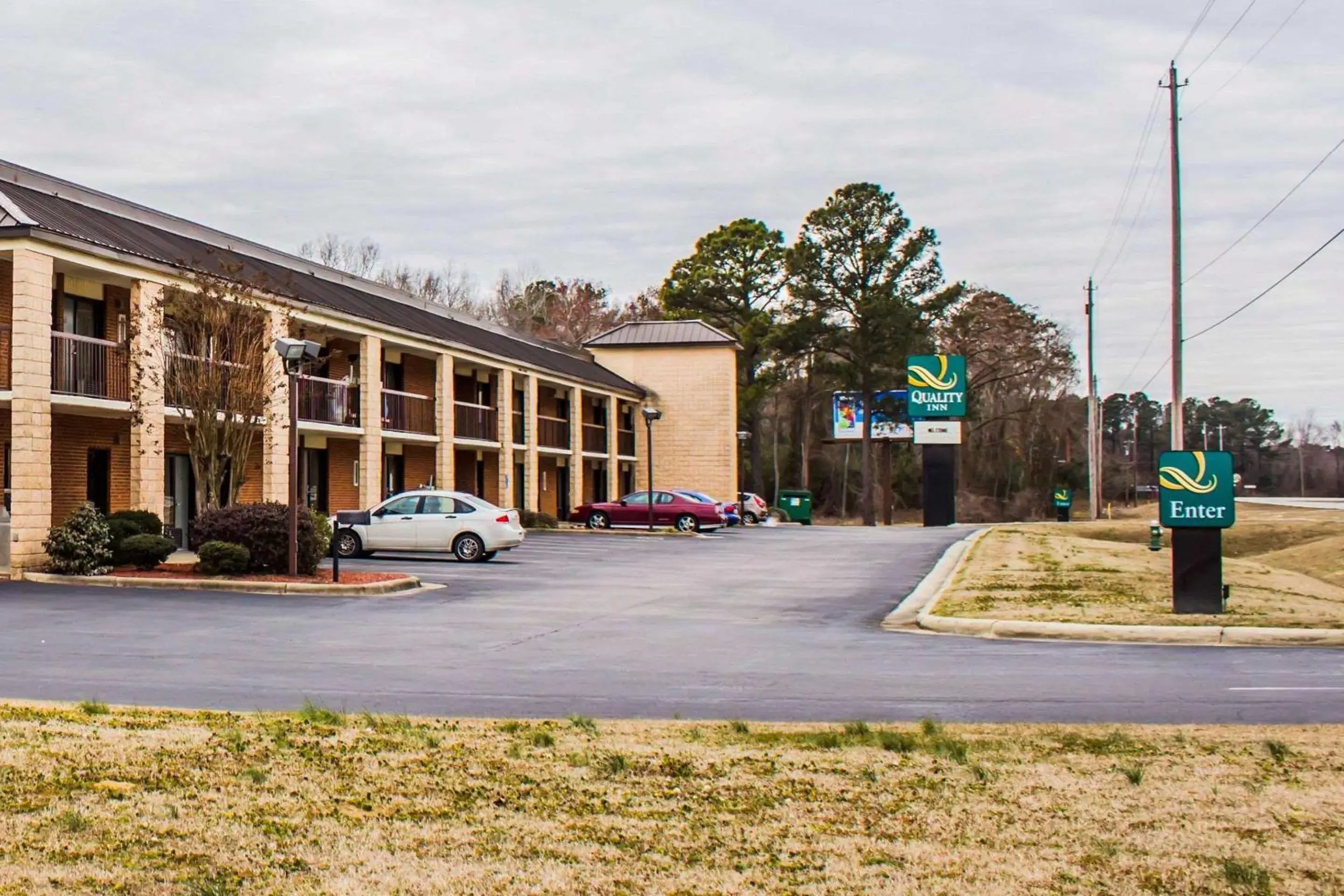 Property building in Quality Inn Kinston Hwy 70 Property building in Quality Inn Kinston Hwy 70