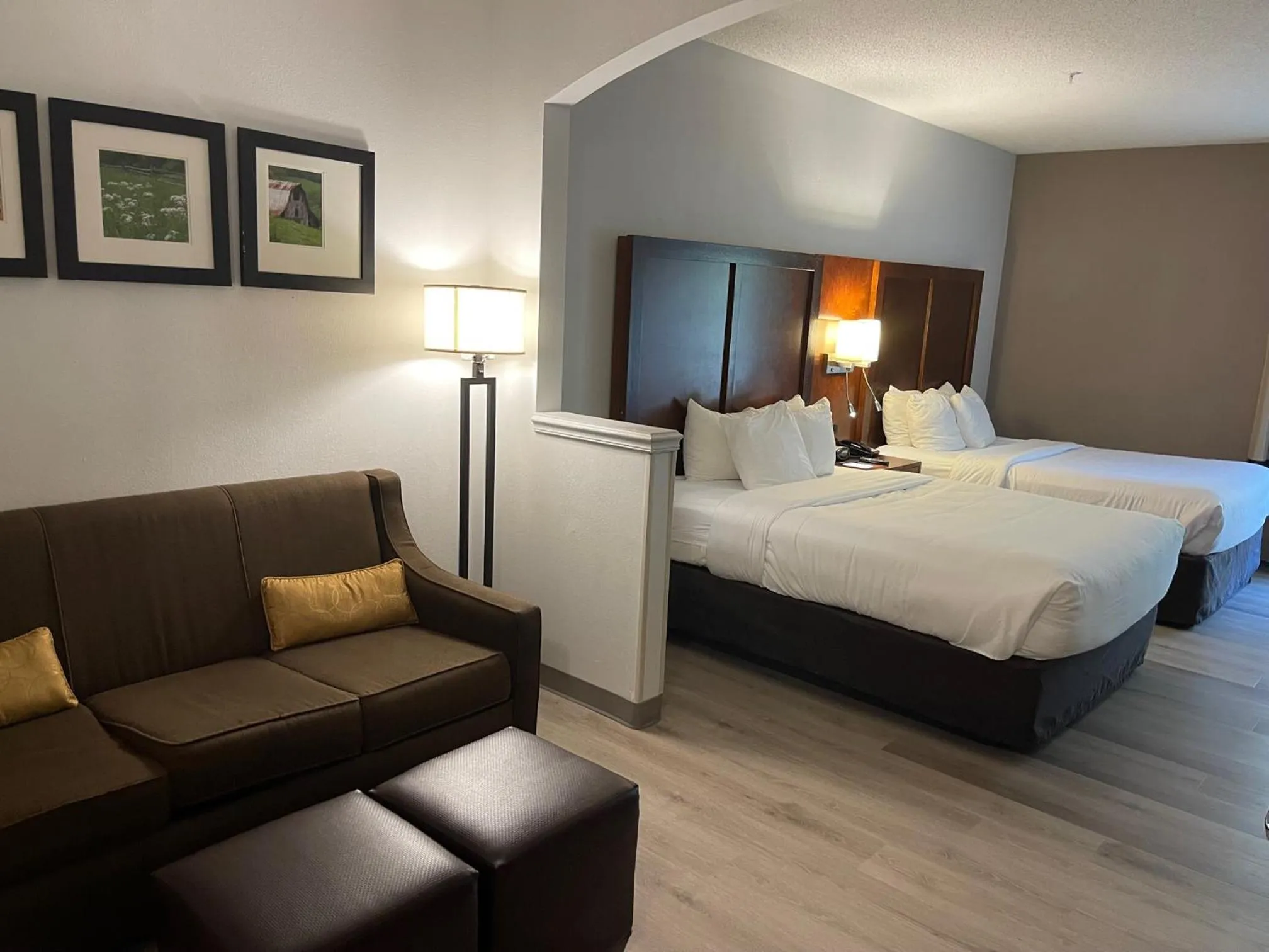 Bed in Comfort Suites Salisbury I-85