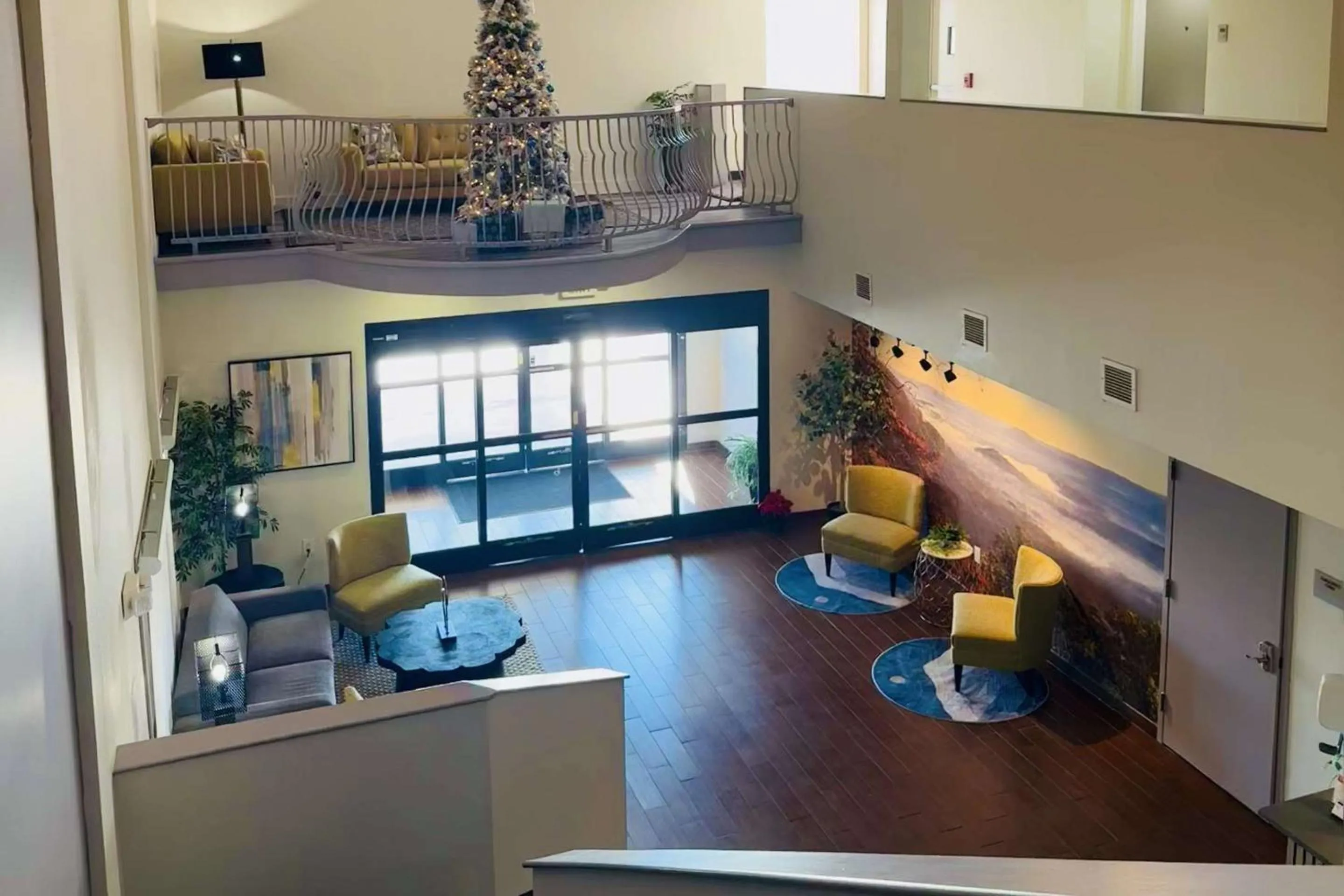 Lobby or reception in Clarion Pointe Albemarle