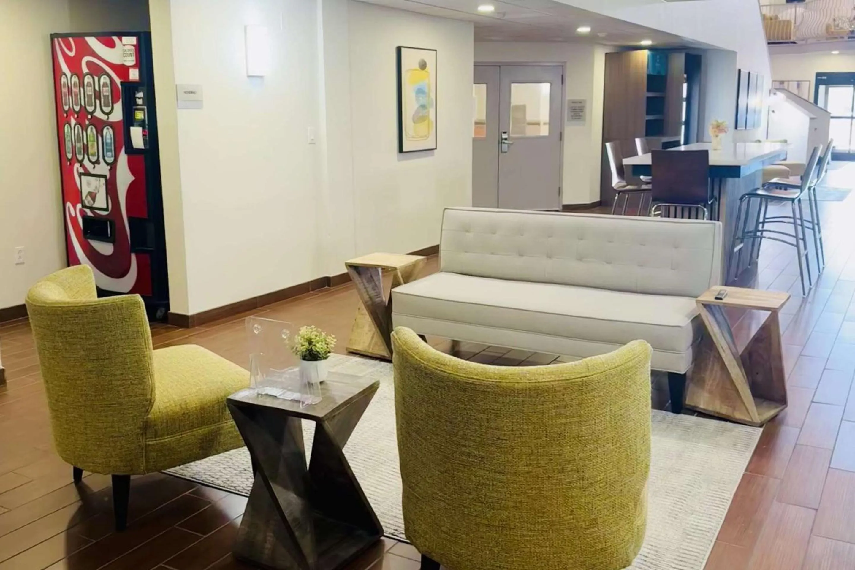 Lobby or reception in Clarion Pointe Albemarle