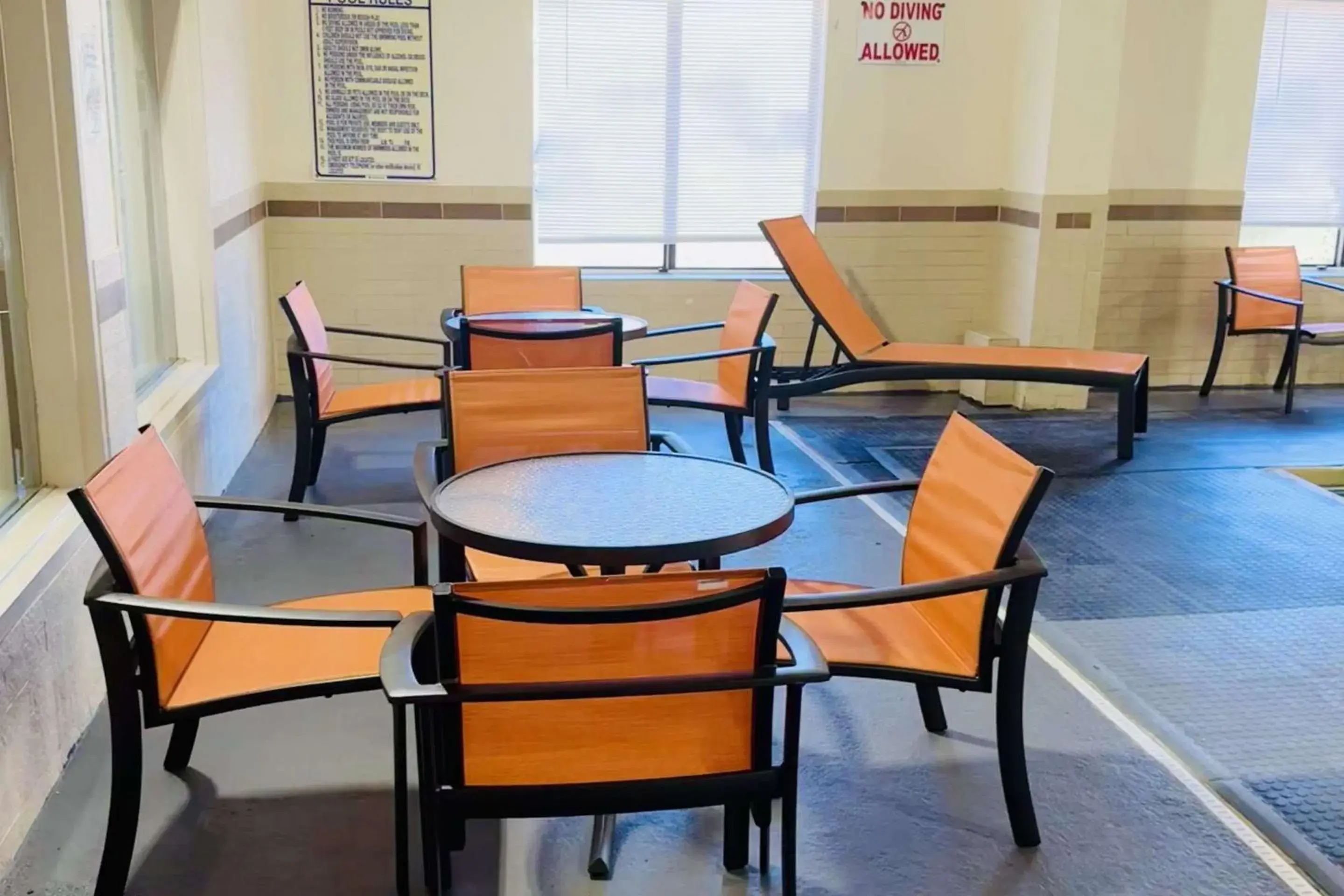 Swimming pool in Clarion Pointe Albemarle Swimming pool in Clarion Pointe Albemarle