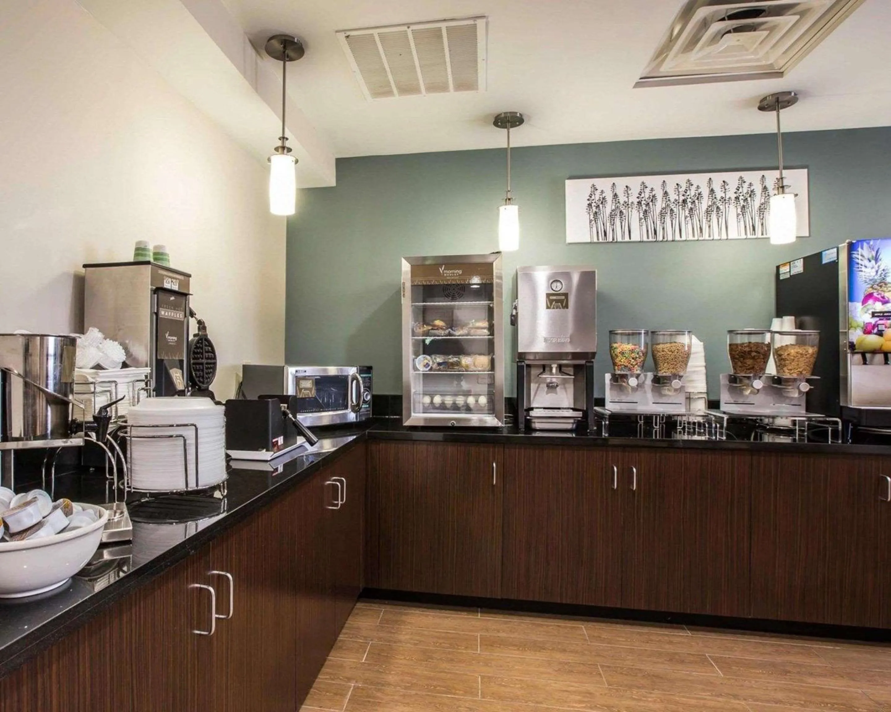 Breakfast in Sleep Inn Greensboro Airport