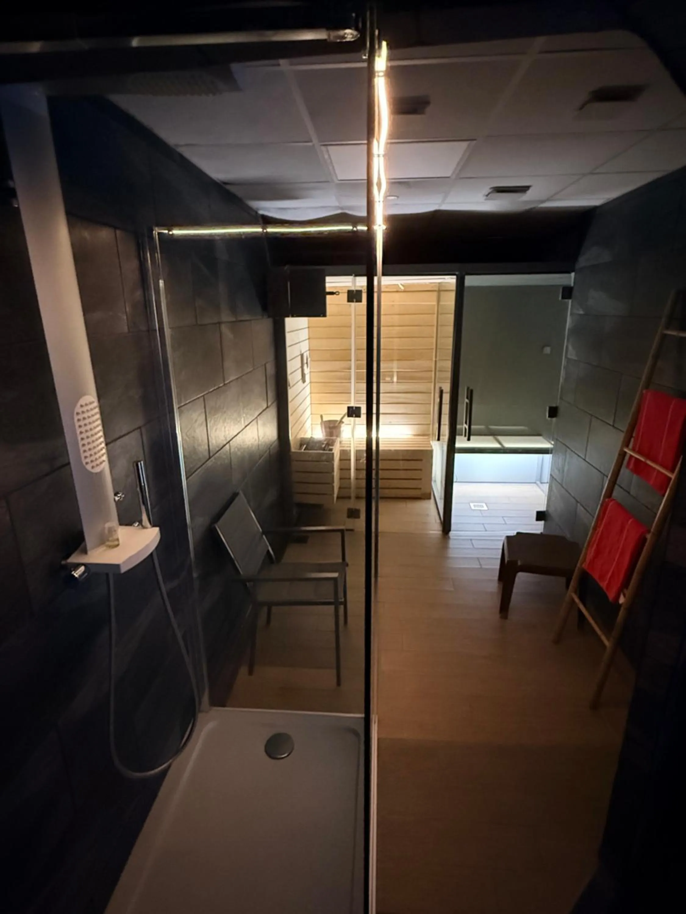 Sauna in Chateau d'Ayres - Hôtel & Spa