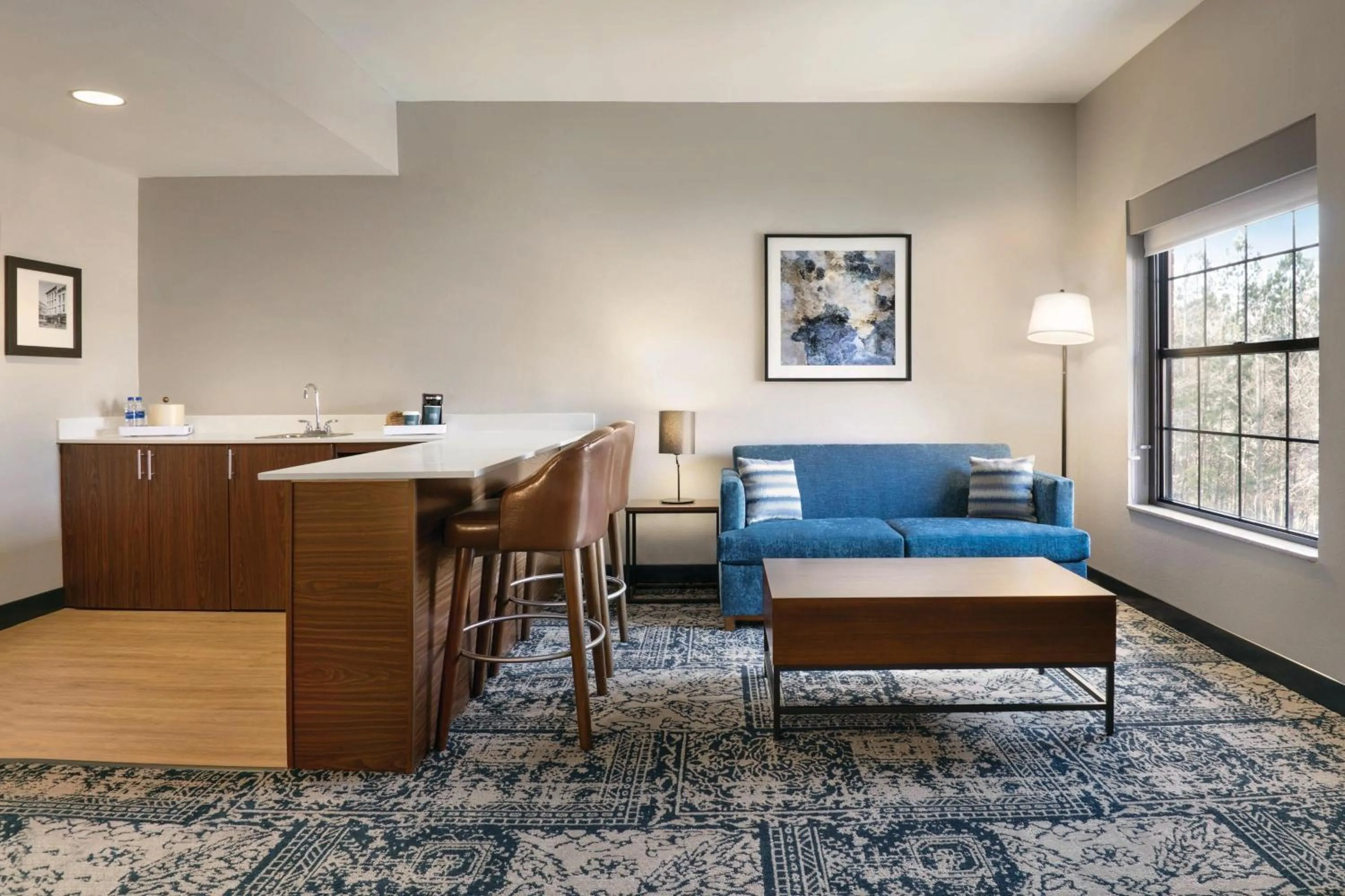 Photo of the whole room in Four Points by Sheraton Raleigh Arena