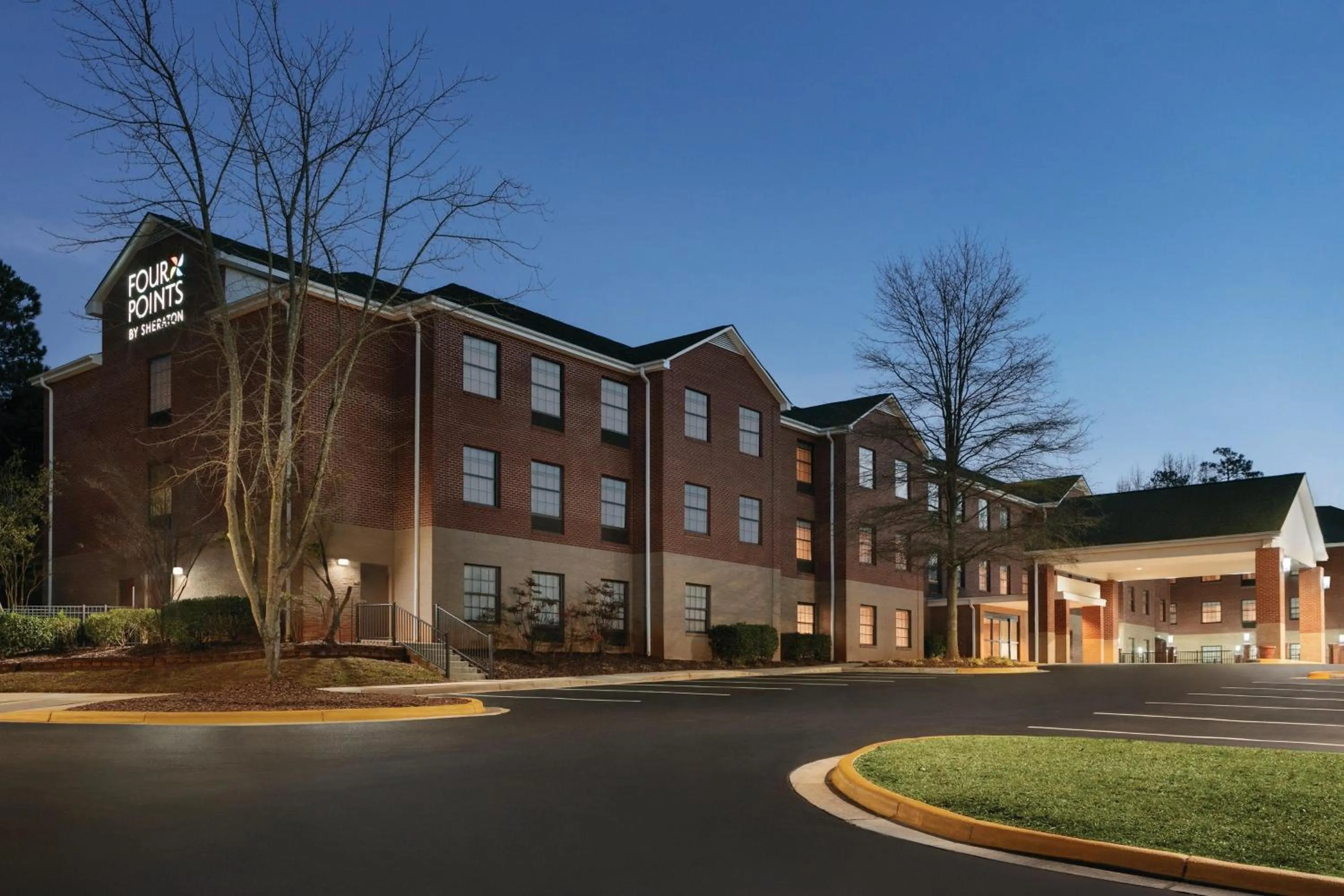Property building in Four Points by Sheraton Raleigh Arena