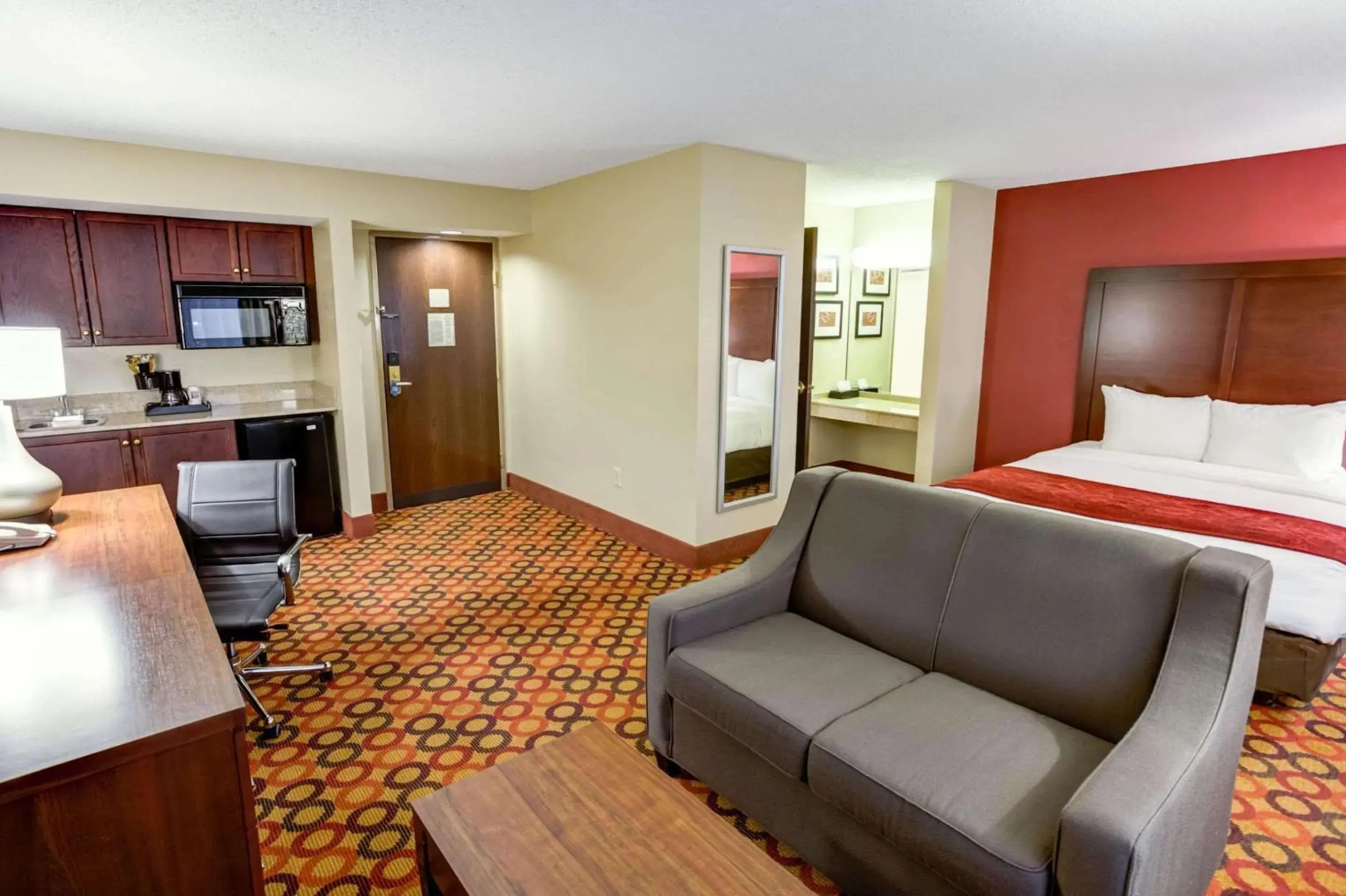 Living room, Bed in Comfort Suites Concord Mills Living room, Bed in Comfort Suites Concord Mills