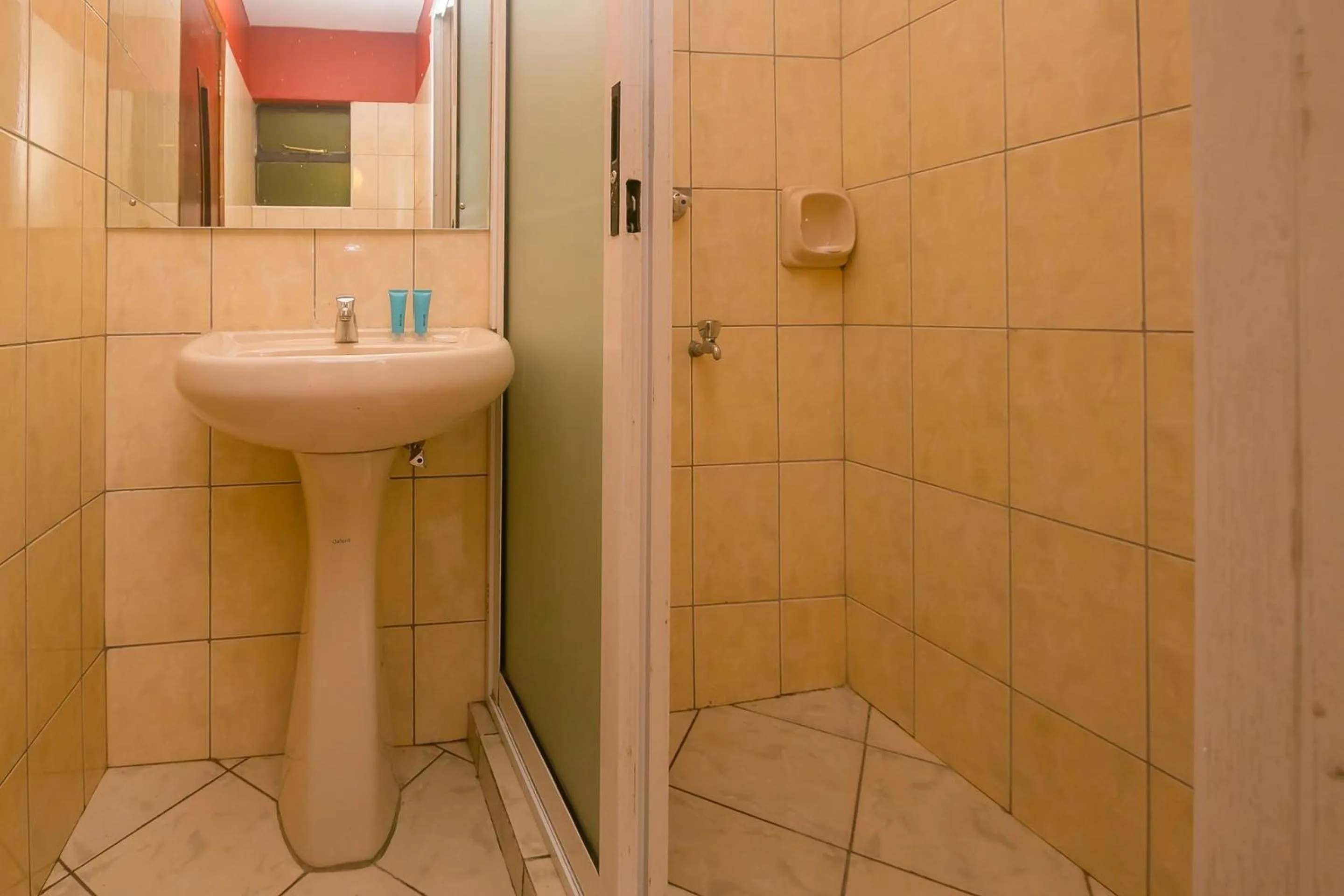 Shower in Plus254 Hotel