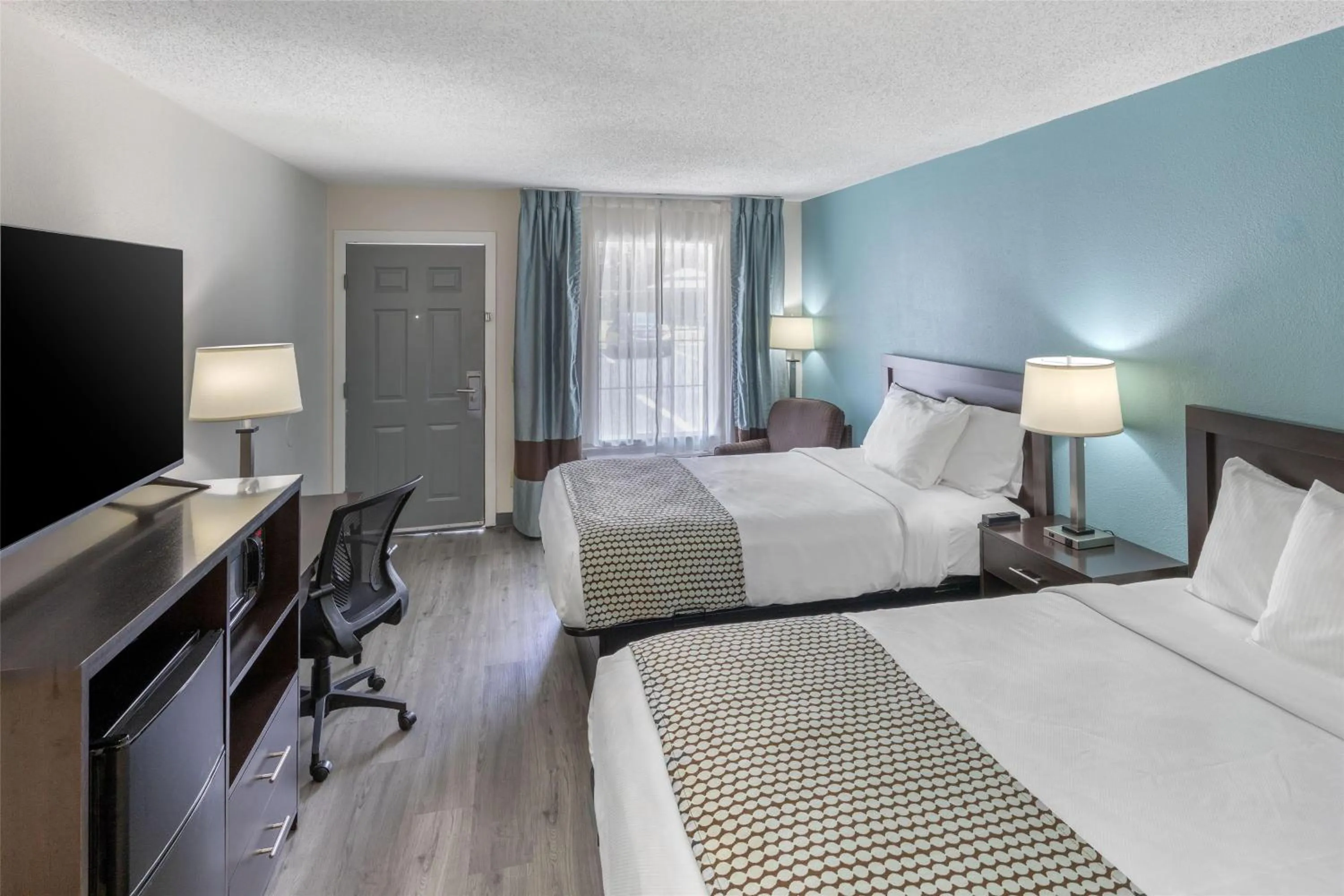 Bedroom, Bed in SureStay Plus Hotel by Best Western Asheboro