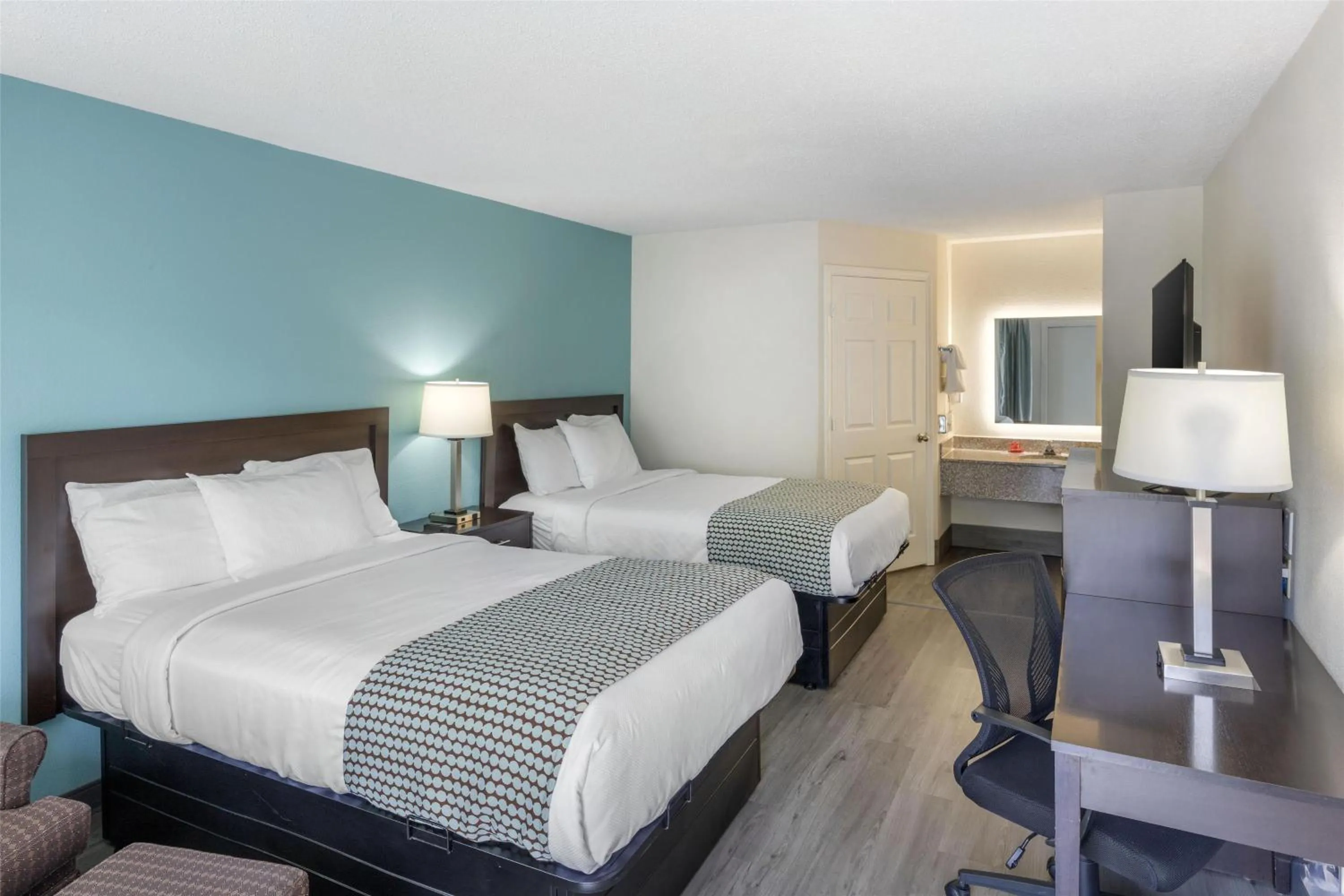 Bedroom, Bed in SureStay Plus Hotel by Best Western Asheboro