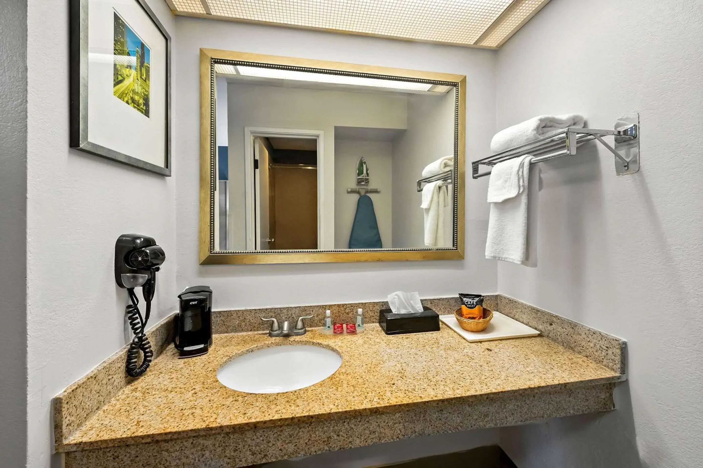 Bedroom in Quality Inn & Suites Fayetteville I-95 Bedroom in Quality Inn & Suites Fayetteville I-95