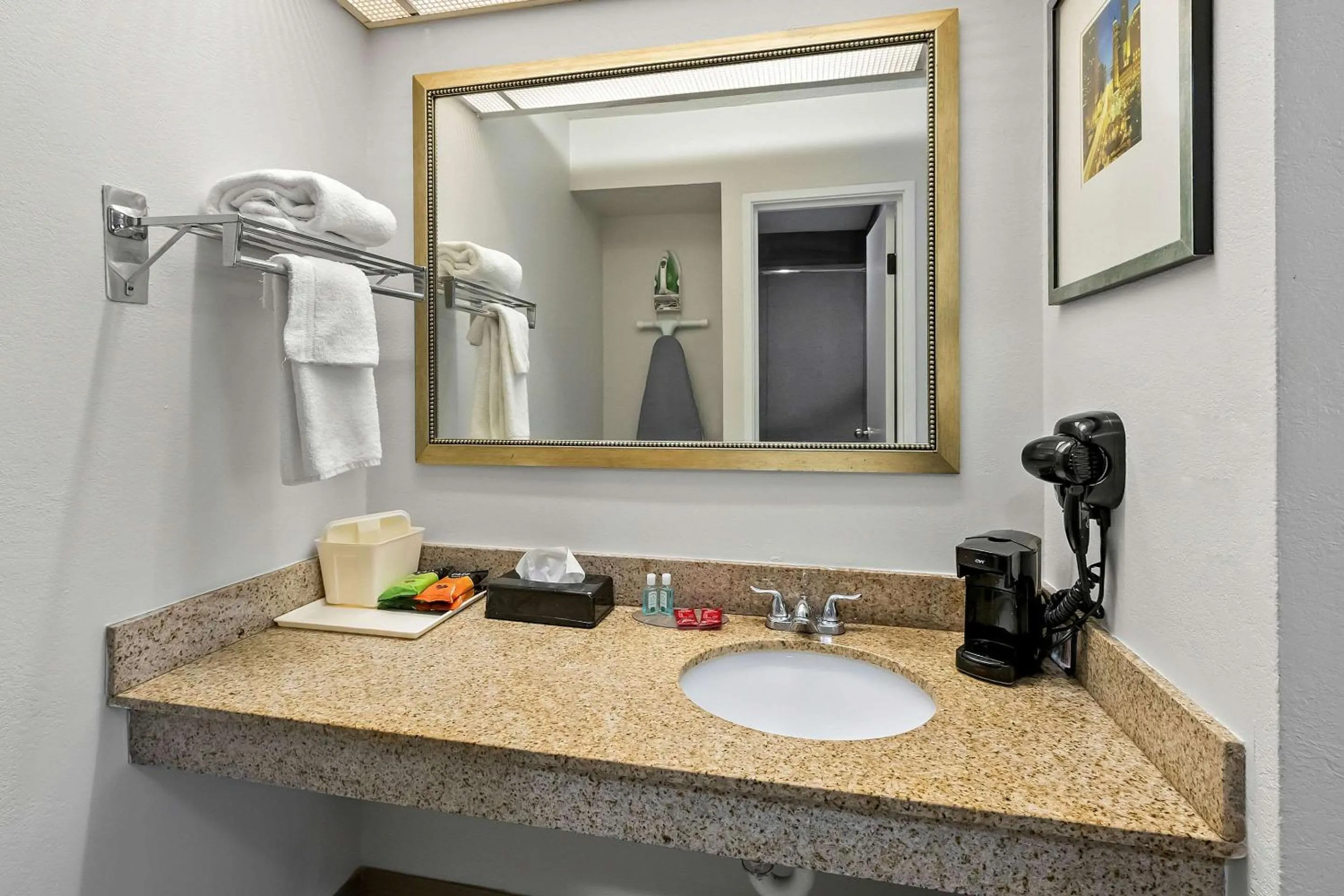 Bedroom in Quality Inn & Suites Fayetteville I-95