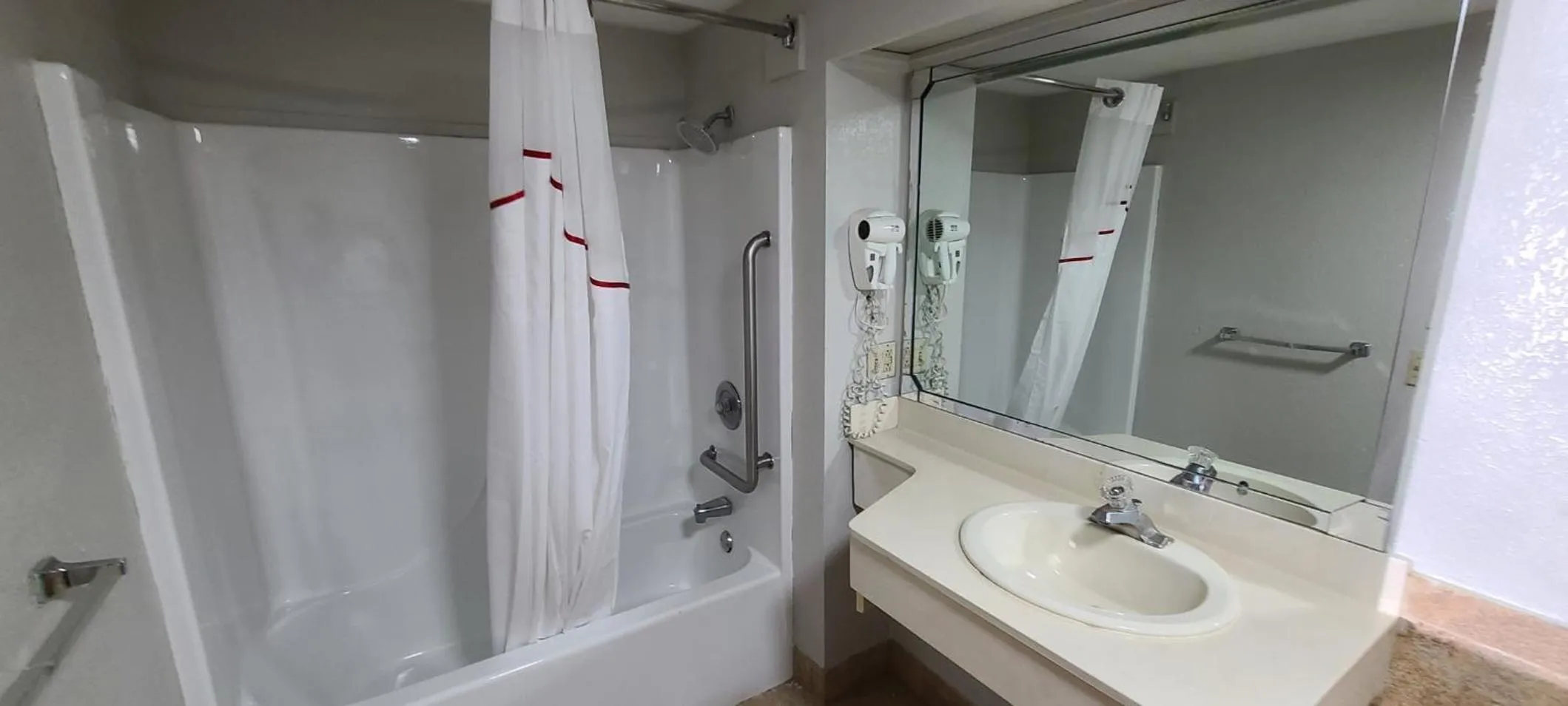 Bathroom in Econo Lodge Sanford NC