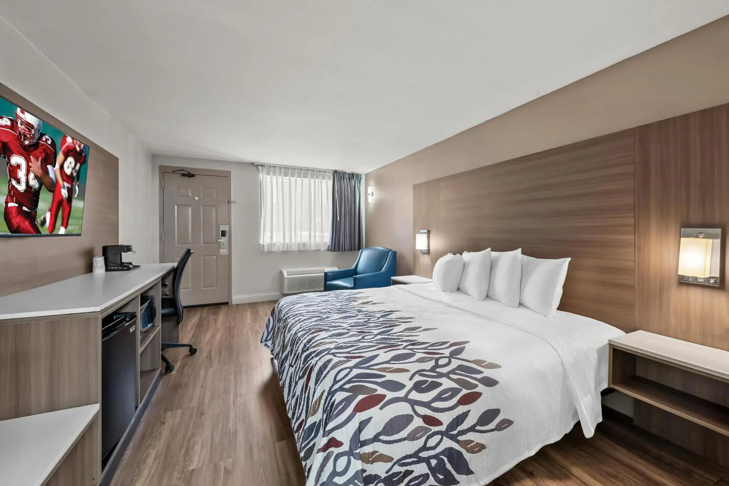 Bedroom, Bed in Red Roof Inn Sanford Bedroom, Bed in Red Roof Inn Sanford