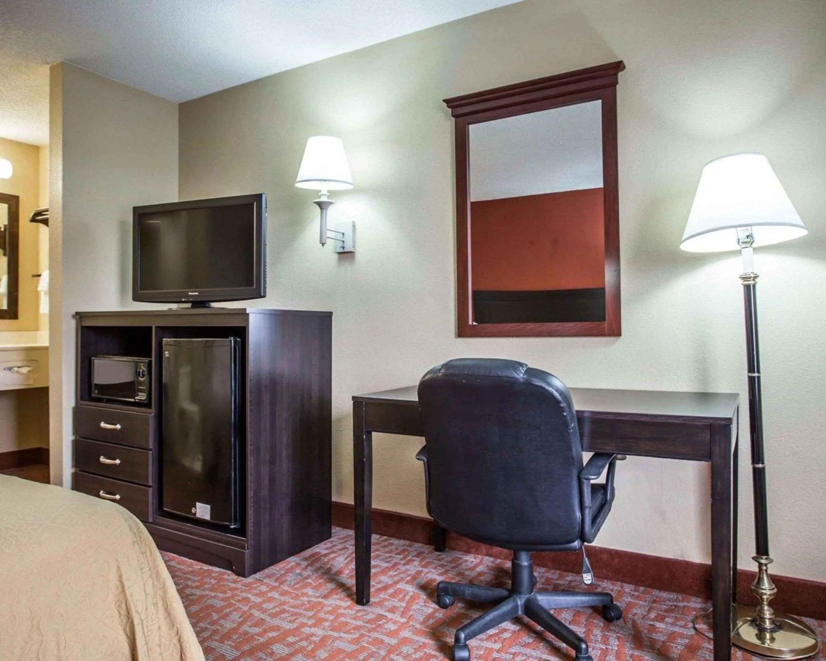 Photo of the whole room in Quality Inn & Suites Monroe