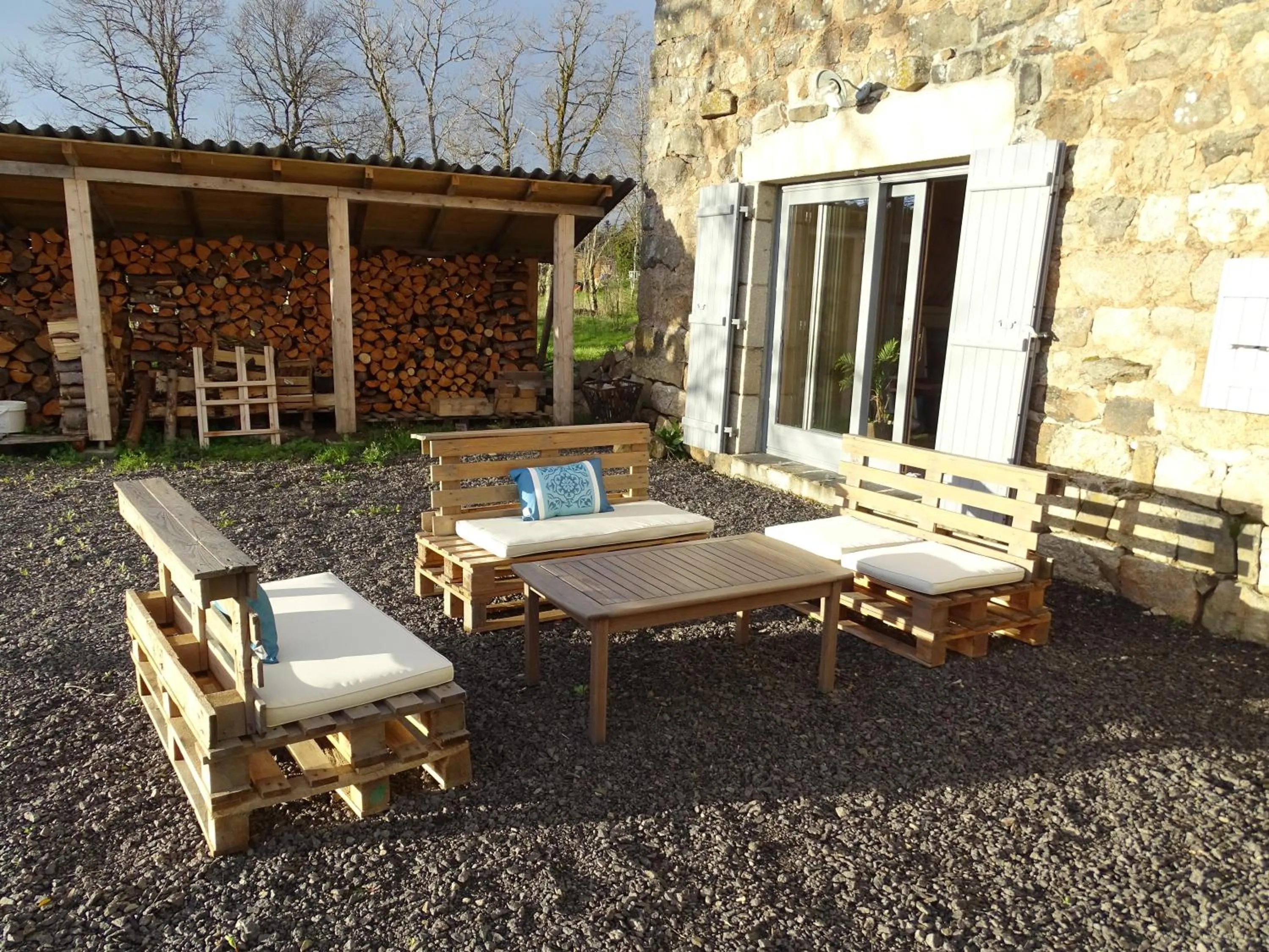 Patio in La Ferme de Madelonnet
