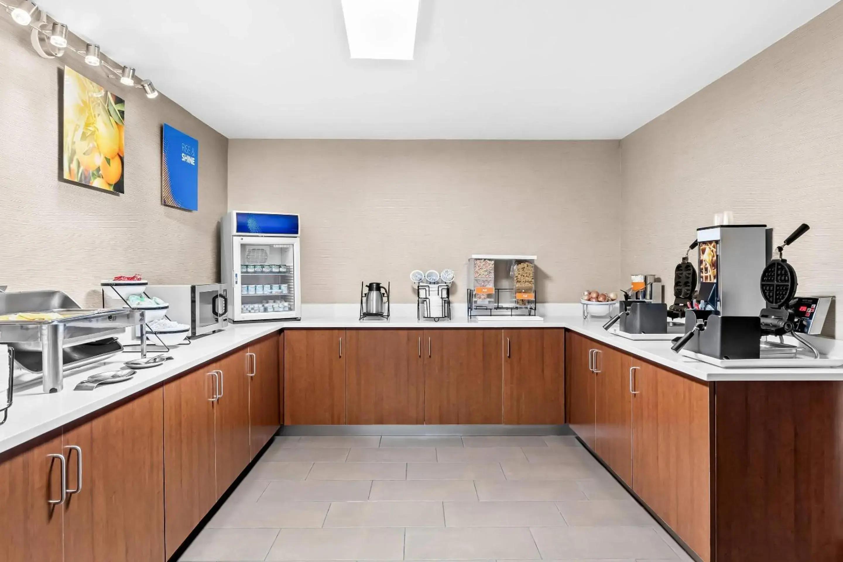 Breakfast in Comfort Inn University Breakfast in Comfort Inn University