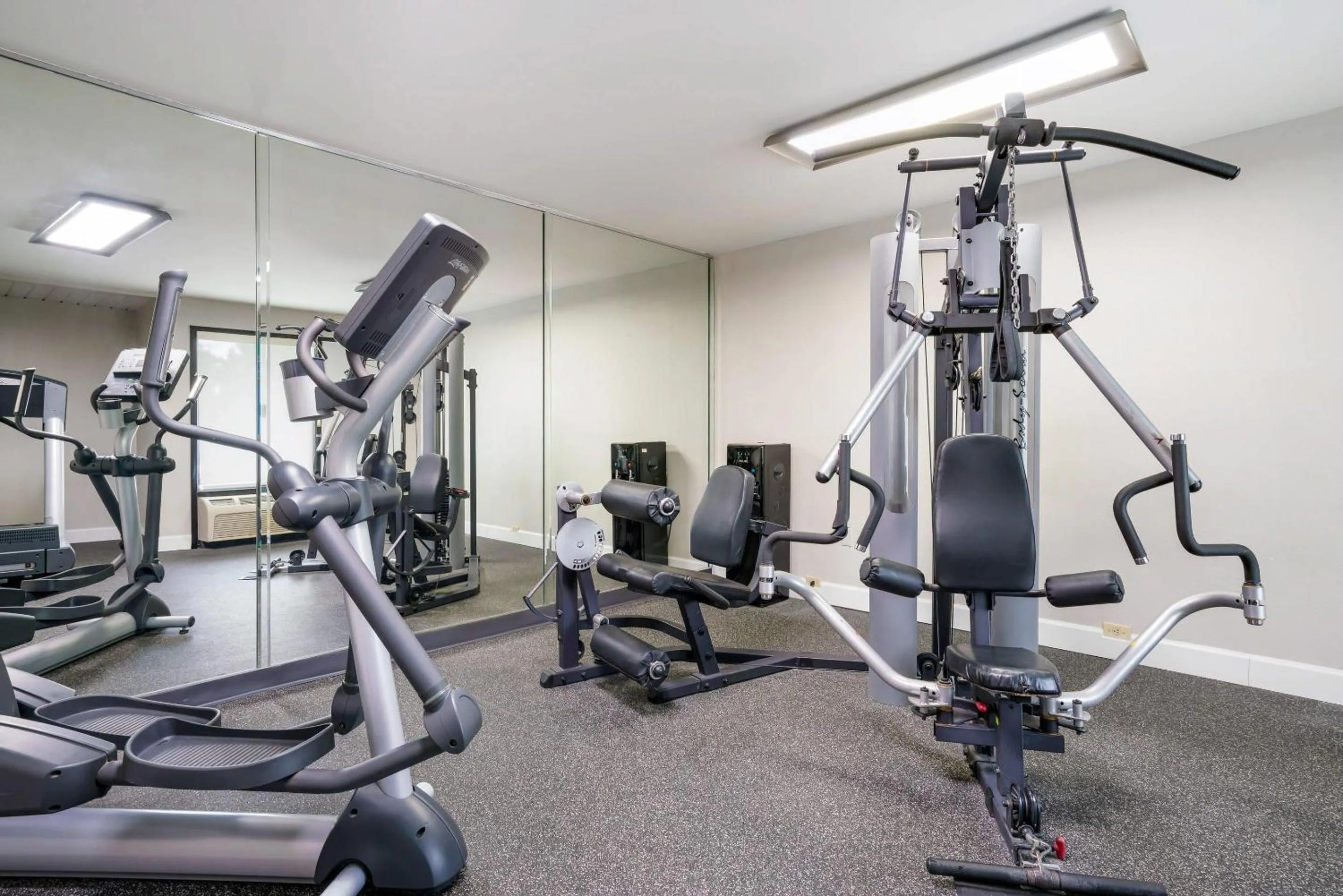 Fitness centre/facilities in Quality Inn Greenville near University