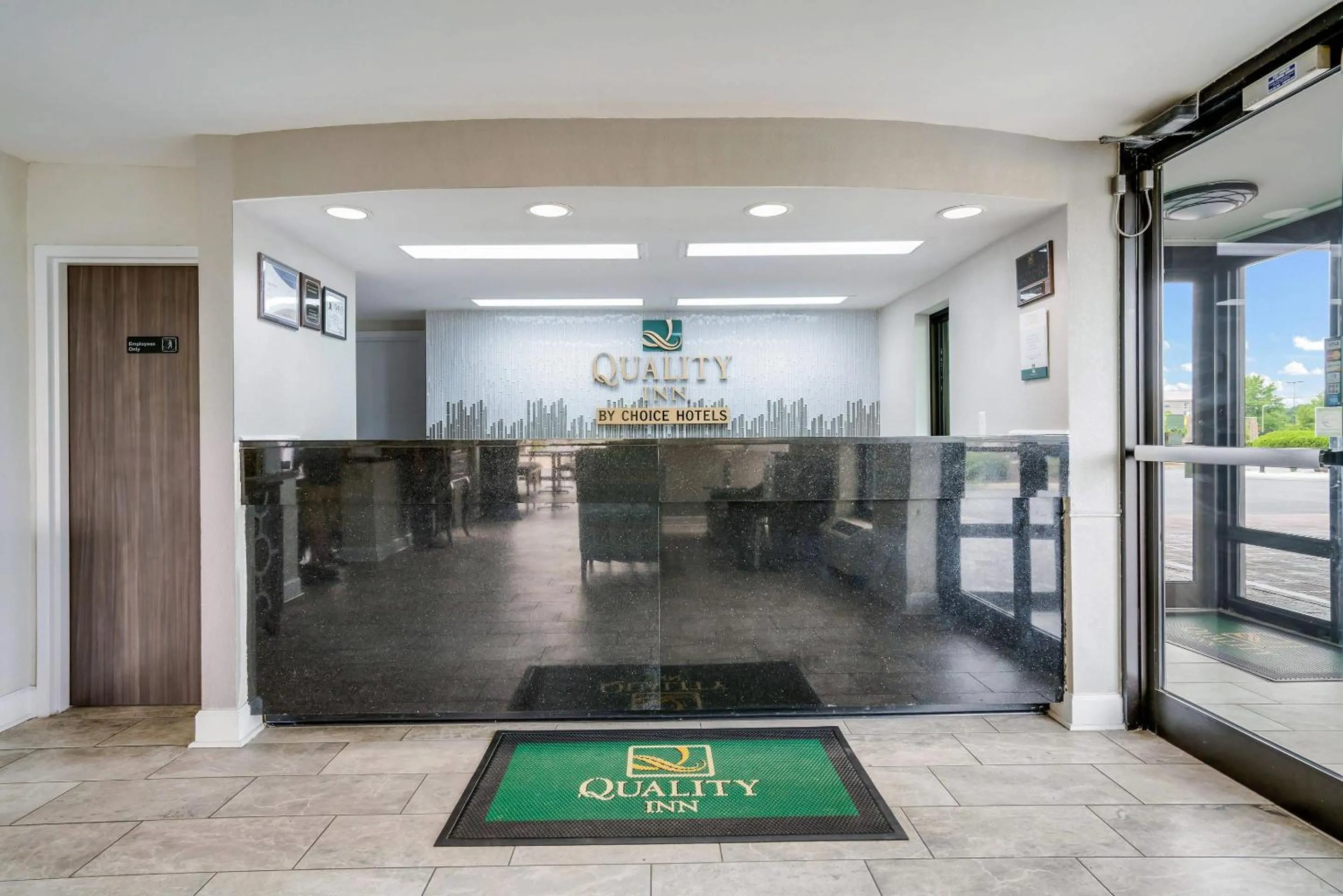 Lobby or reception in Quality Inn Greenville near University
