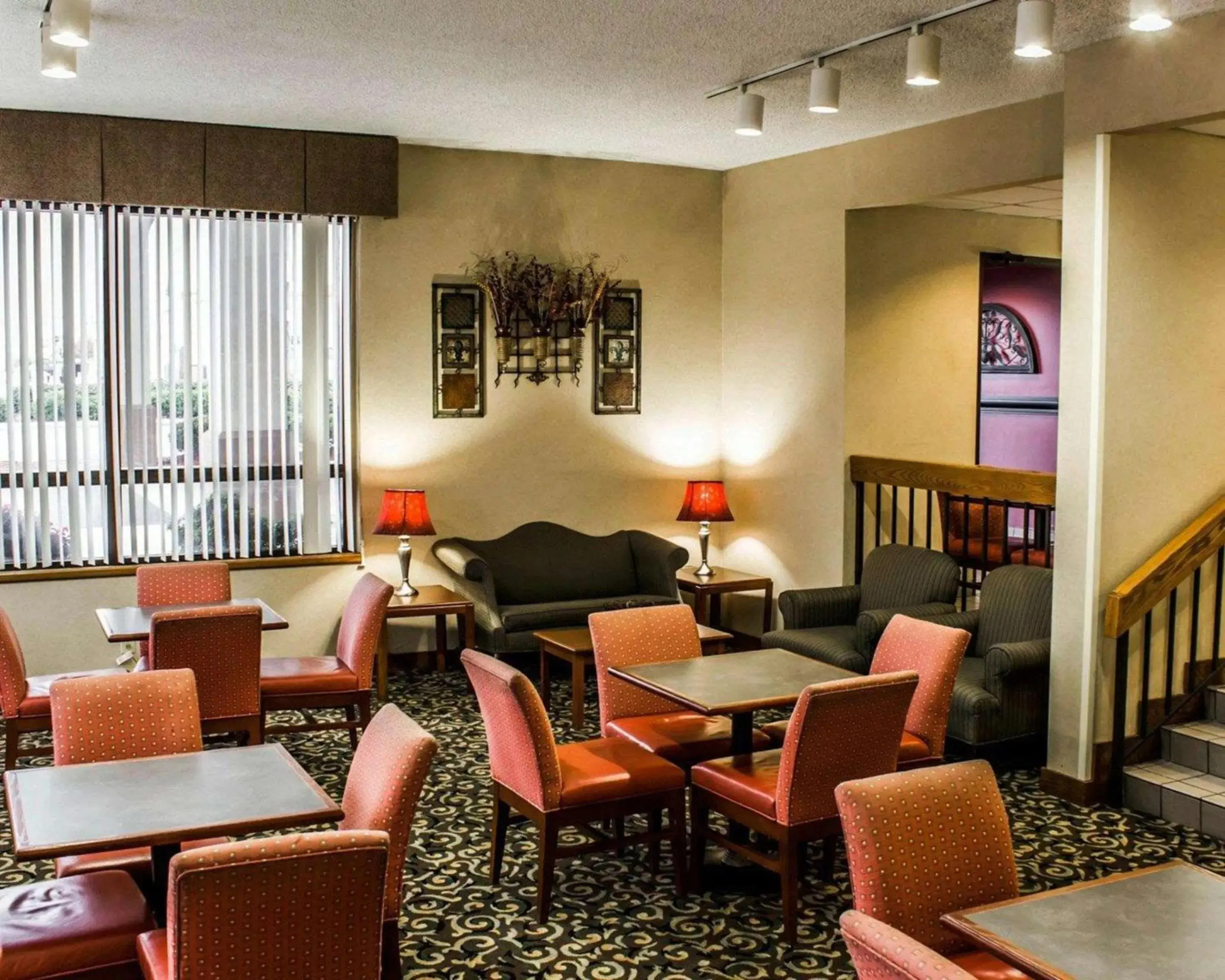 Restaurant/places to eat in Quality Inn Roanoke near Lake Gaston Restaurant/places to eat in Quality Inn Roanoke near Lake Gaston