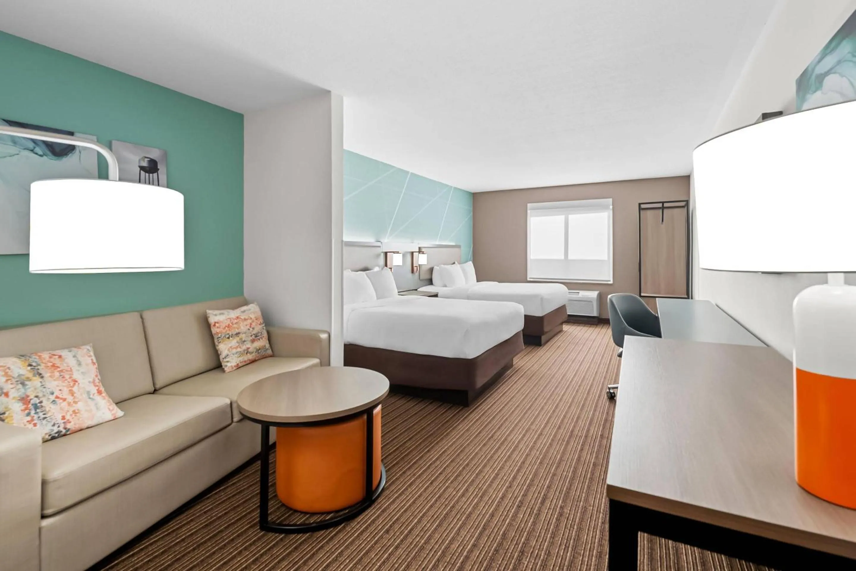 Bedroom, Bed in Comfort Suites Sanford