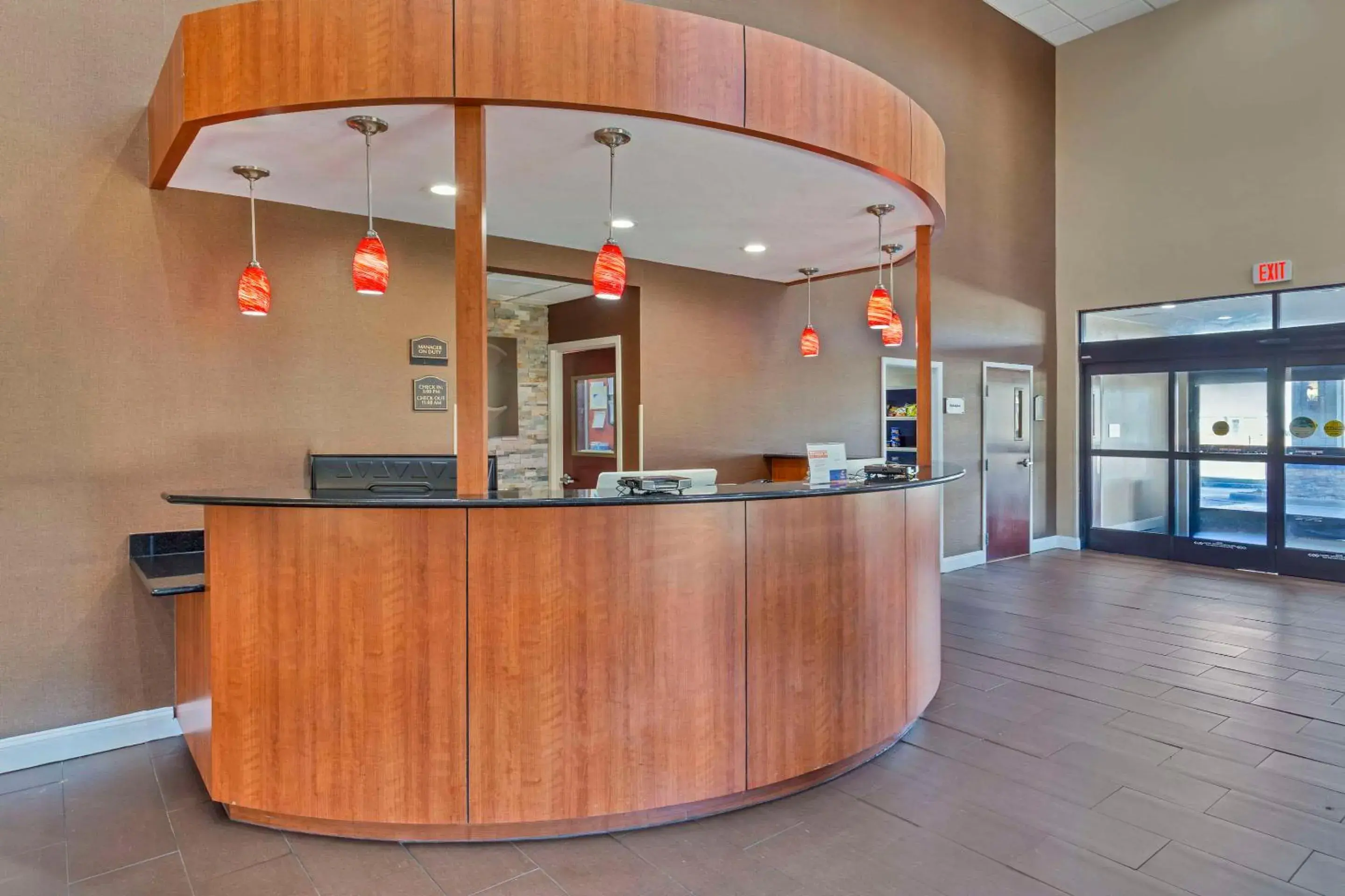 Lobby or reception in Comfort Suites Wilson - I - 95 Lobby or reception in Comfort Suites Wilson - I - 95