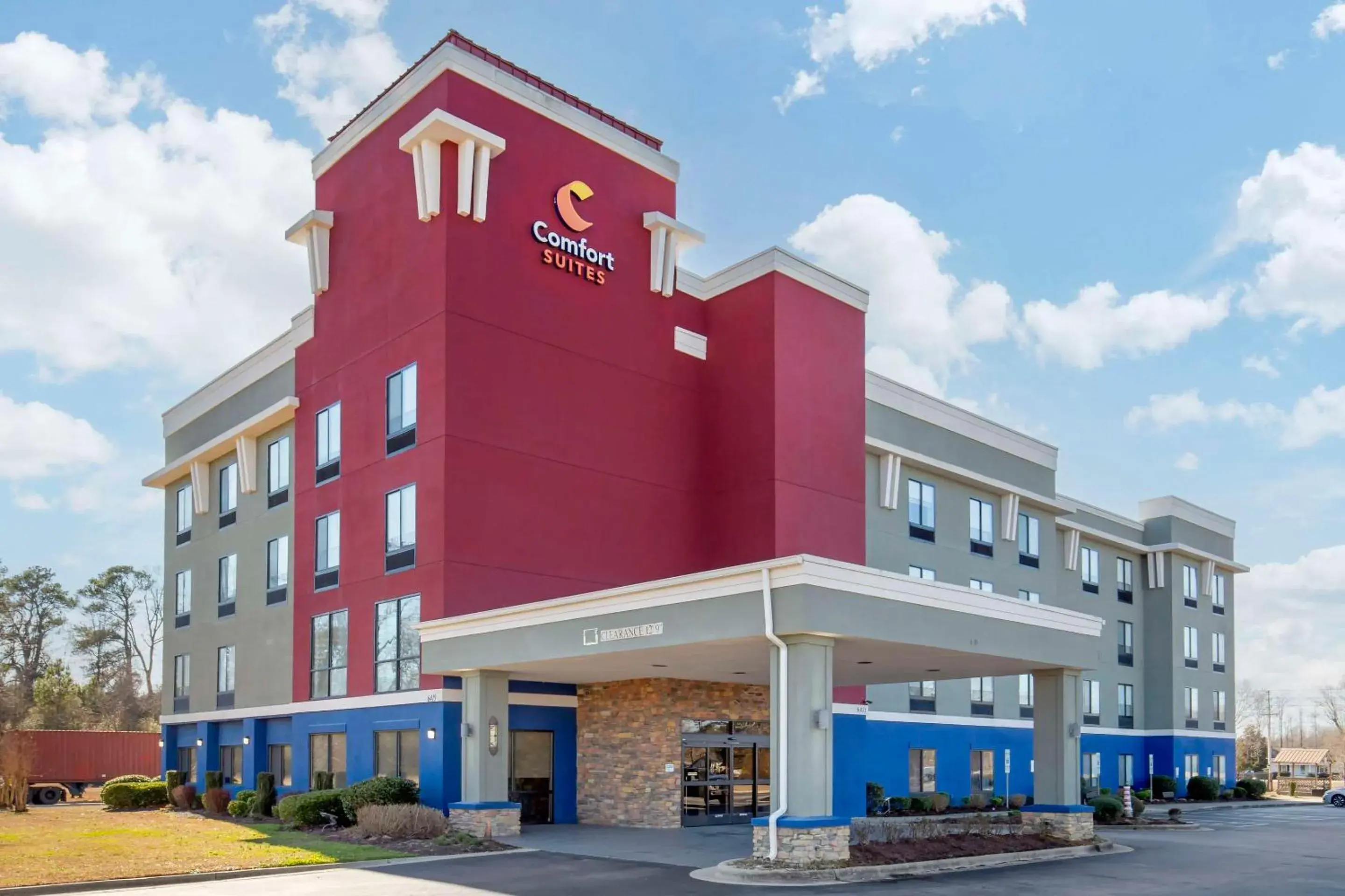 Property building in Comfort Suites Wilson - I - 95 Property building in Comfort Suites Wilson - I - 95