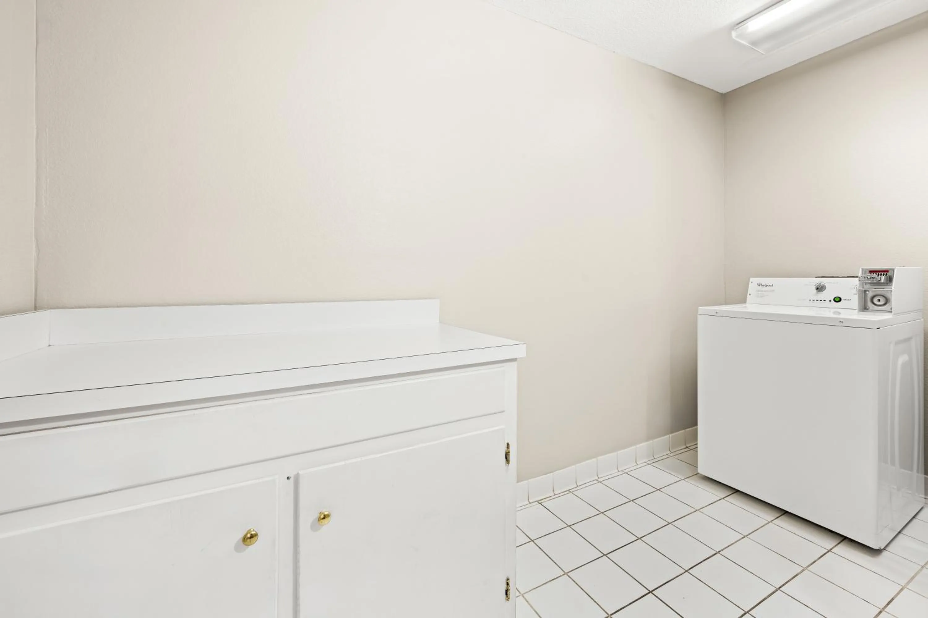 washing machine in Quality Inn