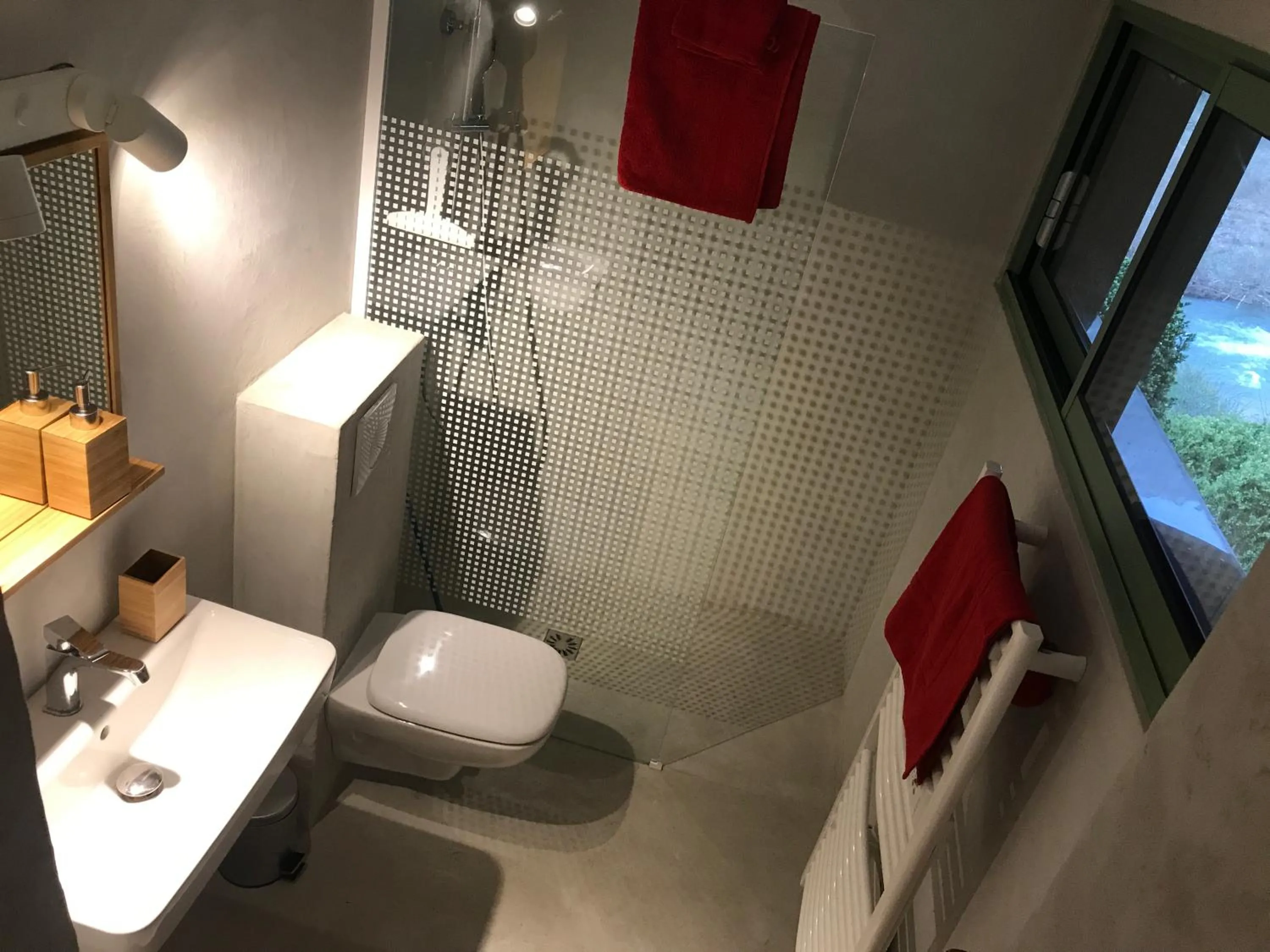 Bathroom in Les chambres de la Dourbie