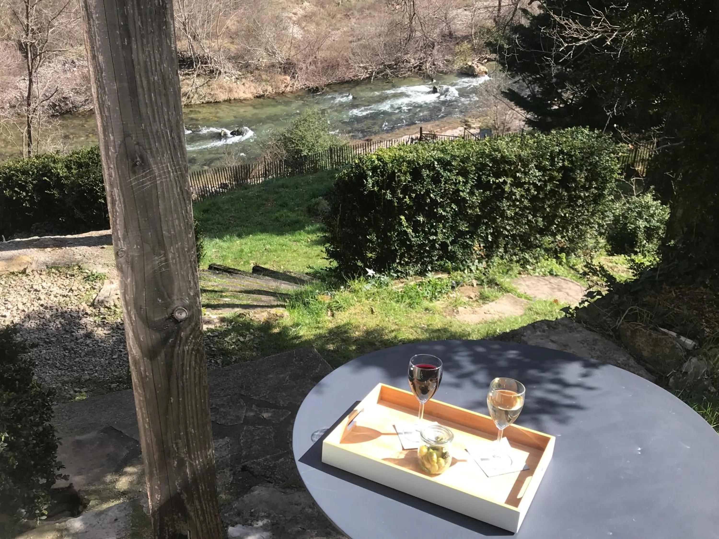 River view in Les chambres de la Dourbie