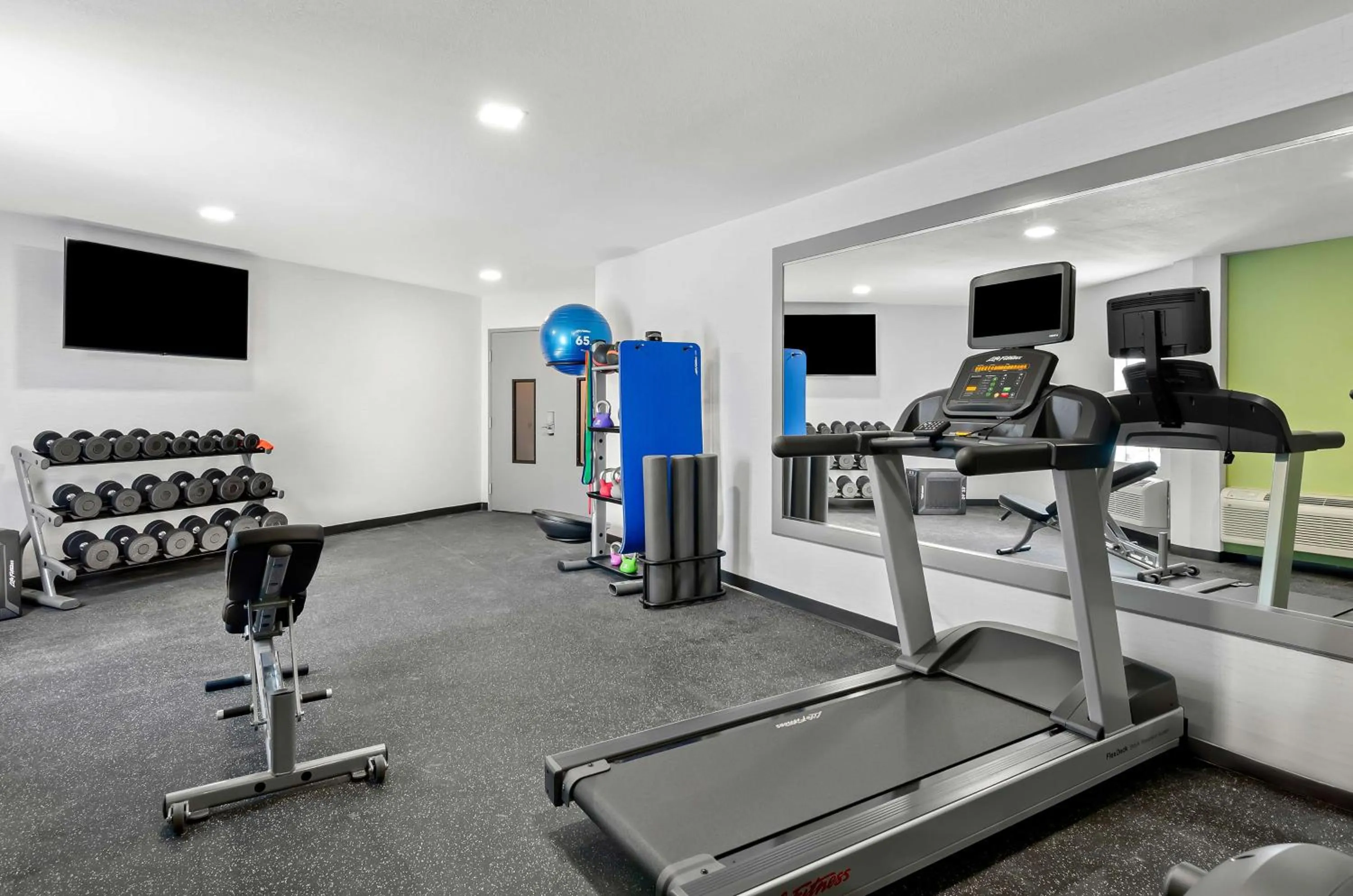 Fitness centre/facilities in Spark by Hilton Winston-Salem University