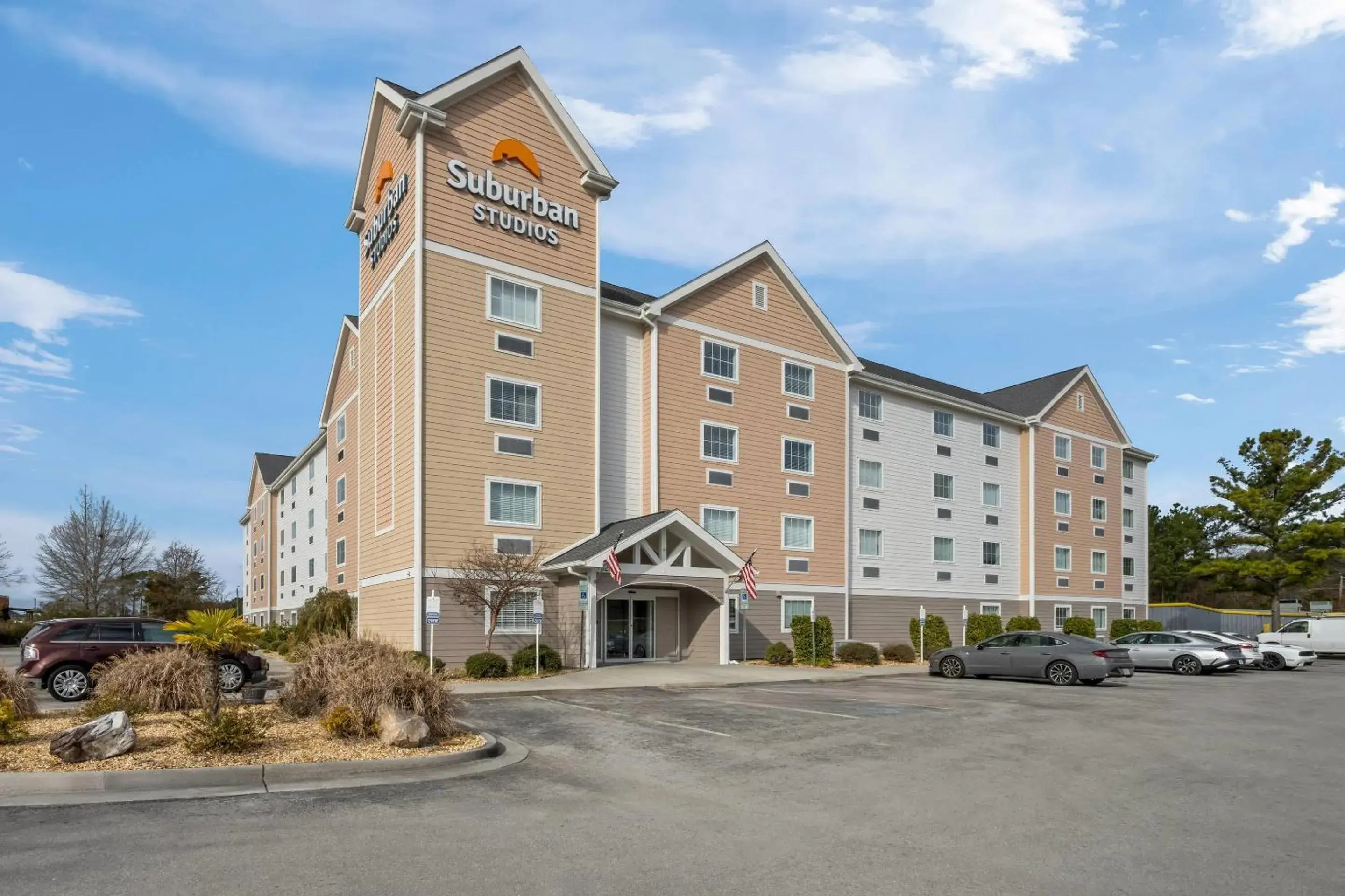 Property building in Suburban Studios Near Camp Lejeune Property building in Suburban Studios Near Camp Lejeune