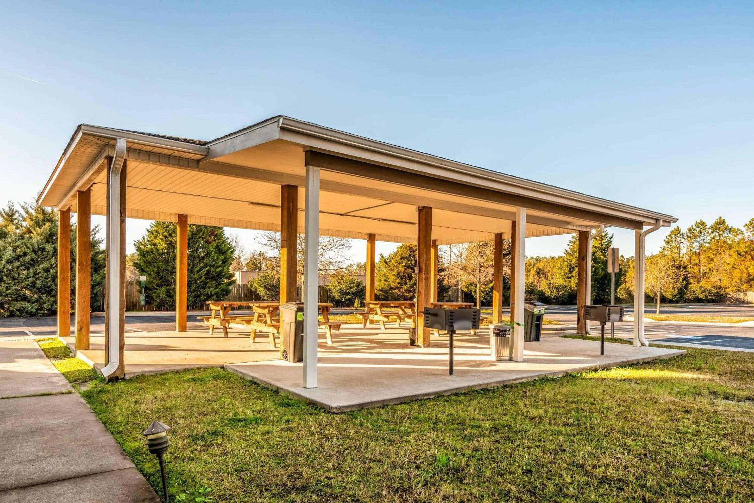 Other in Suburban Studios Near Camp Lejeune