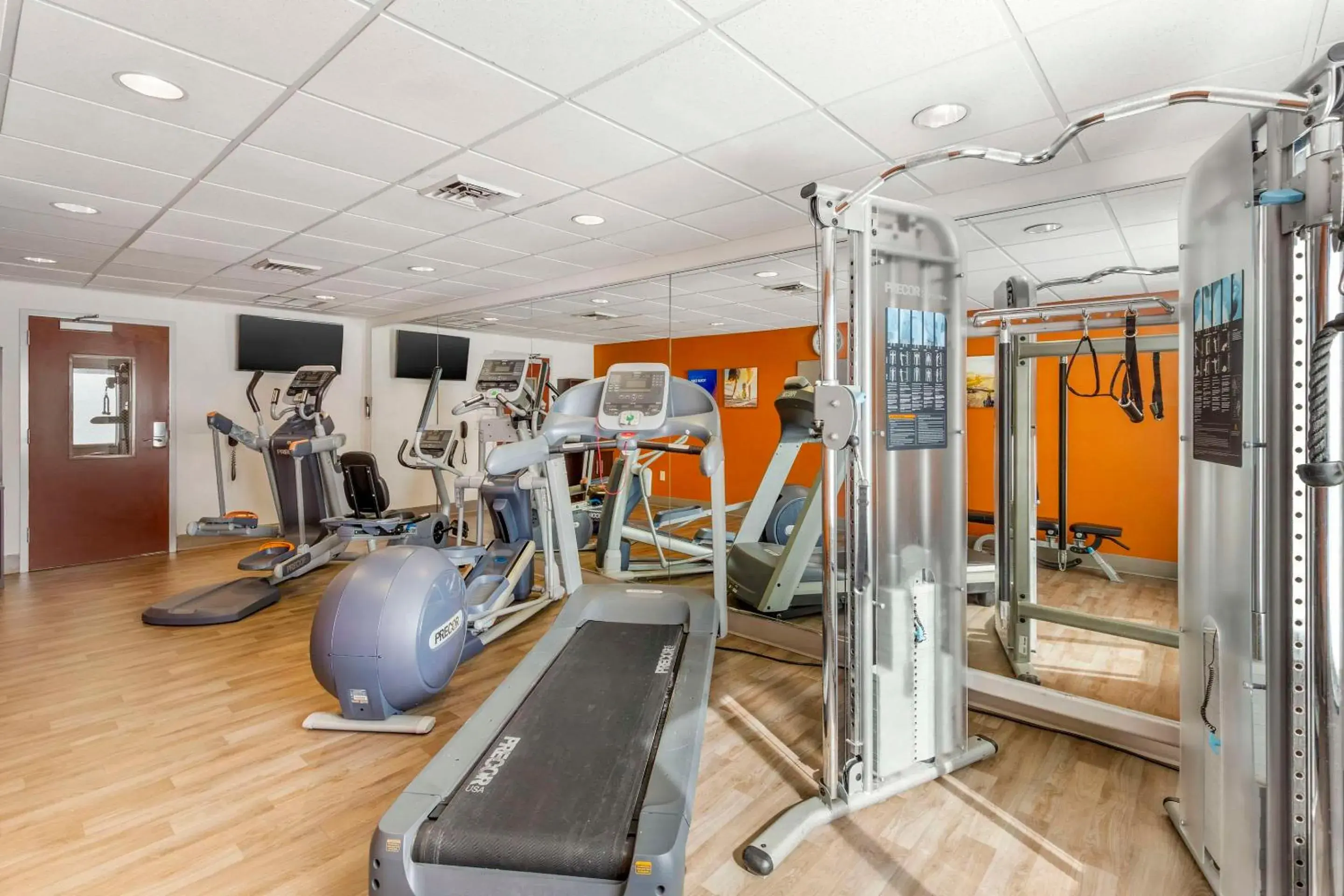 Fitness centre/facilities in Comfort Suites Whitsett - Greensboro East Fitness centre/facilities in Comfort Suites Whitsett - Greensboro East