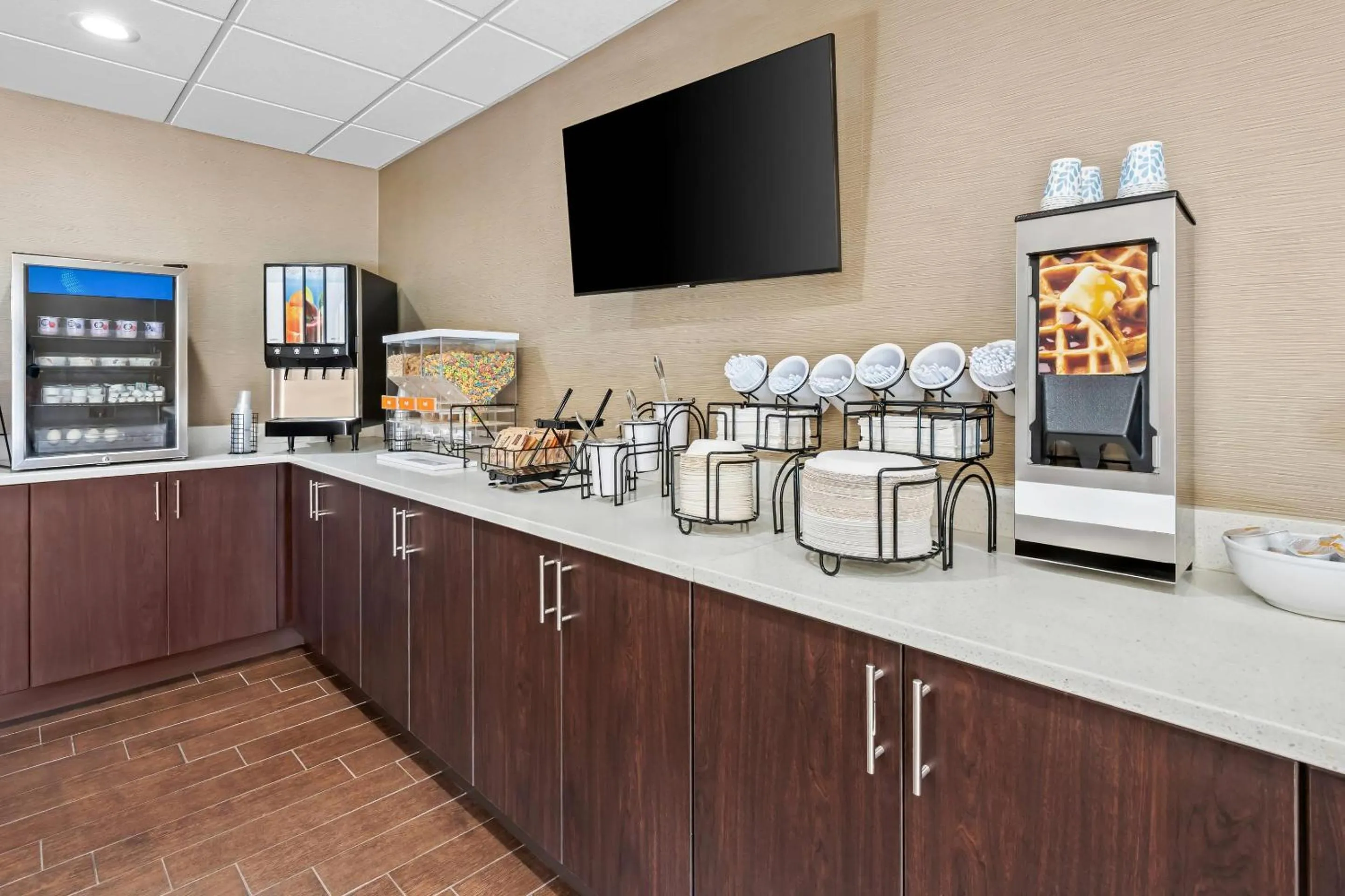 Breakfast in Comfort Inn & Suites Oxford South
