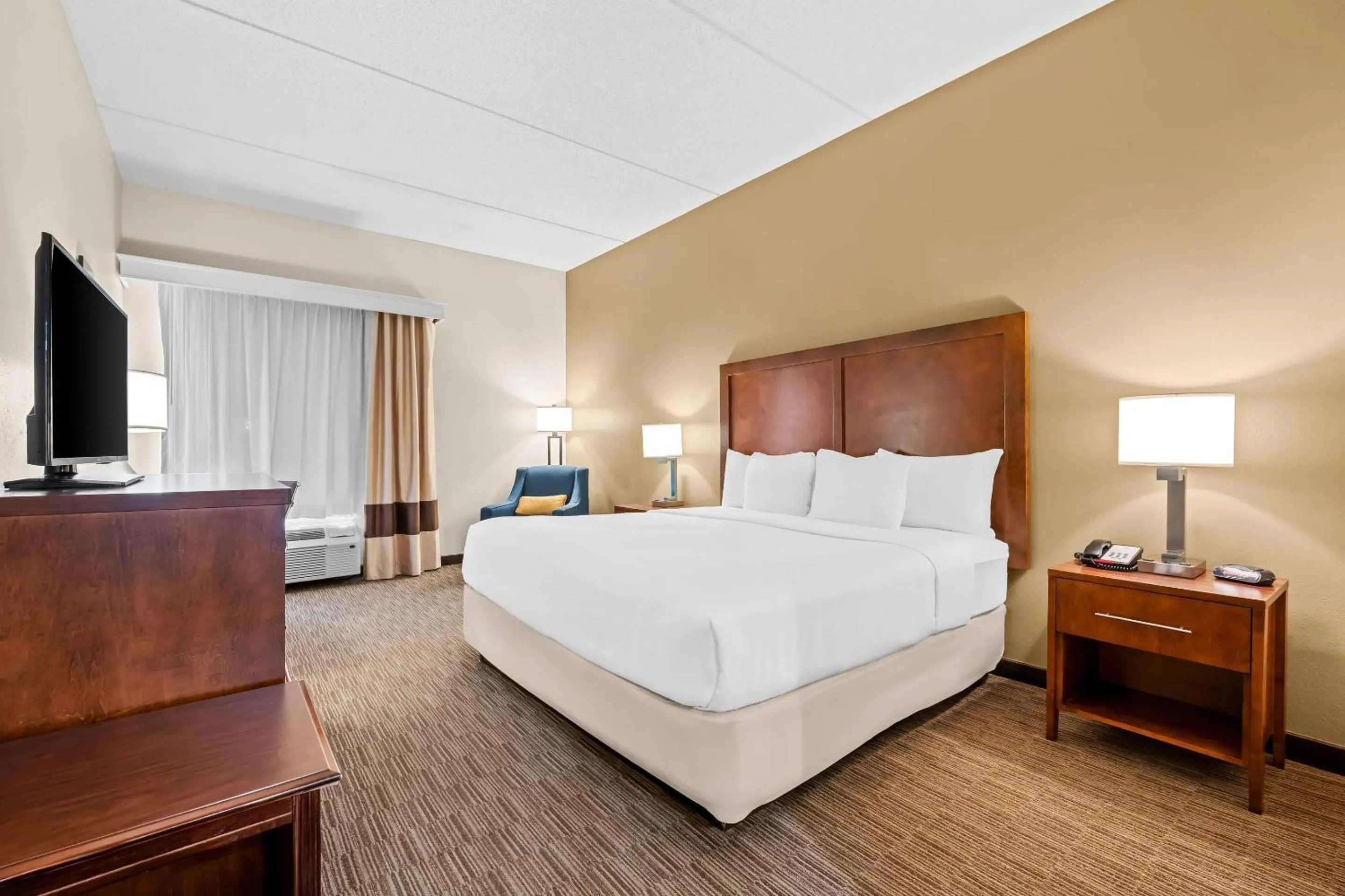 Bedroom, Bed in Comfort Inn & Suites Oxford South