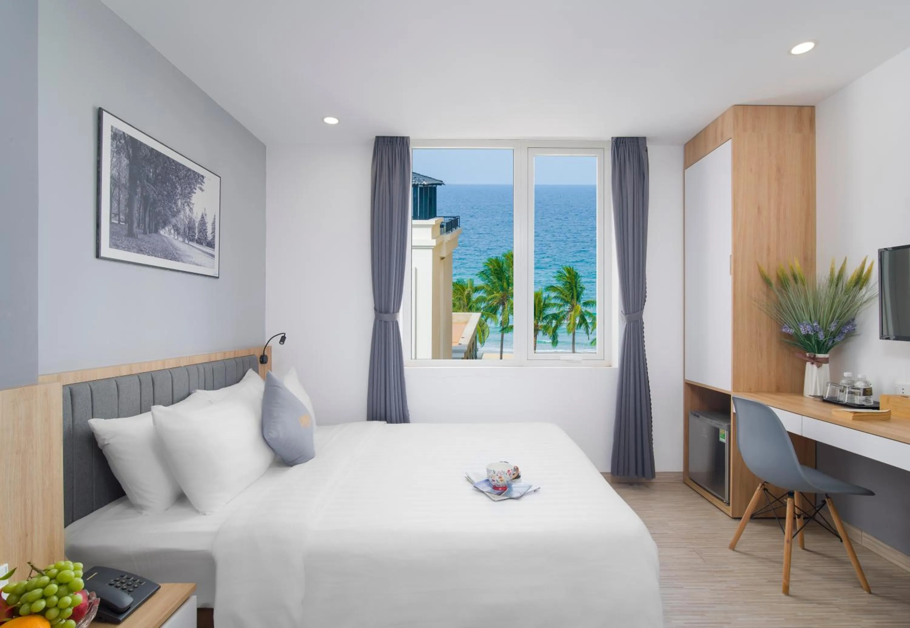 View (from property/room), Bed in Davue Hotel by THG