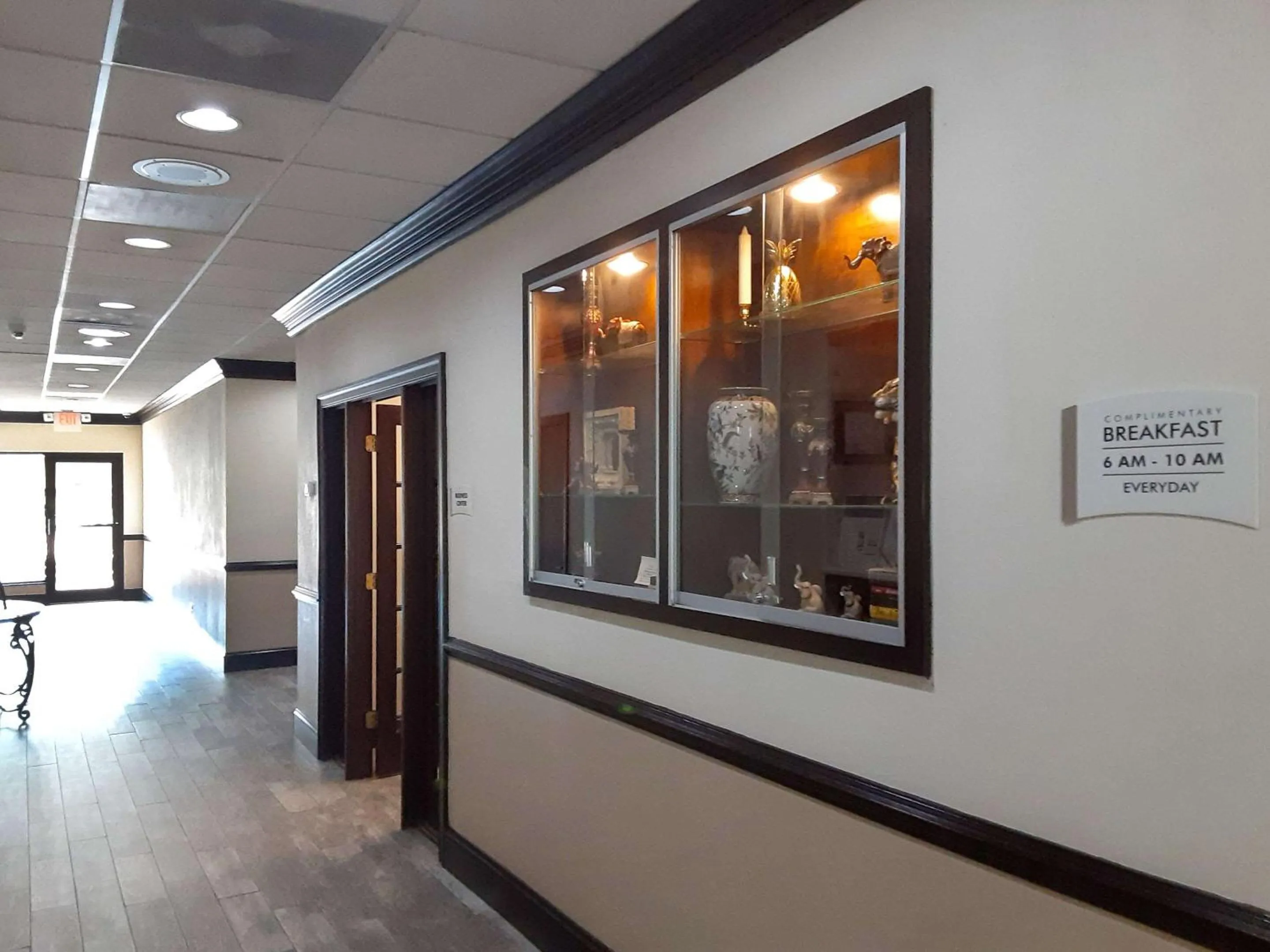 Breakfast in Quality Inn Morganton