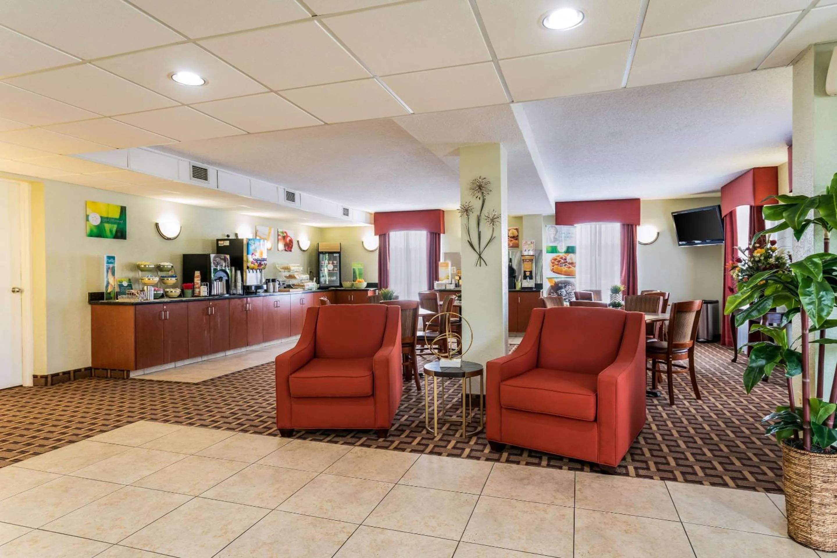 Lobby or reception in Quality Inn North