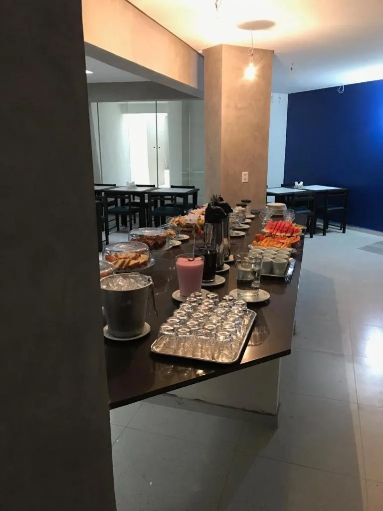 Restaurant/places to eat in Happy Hotel Pajuçara