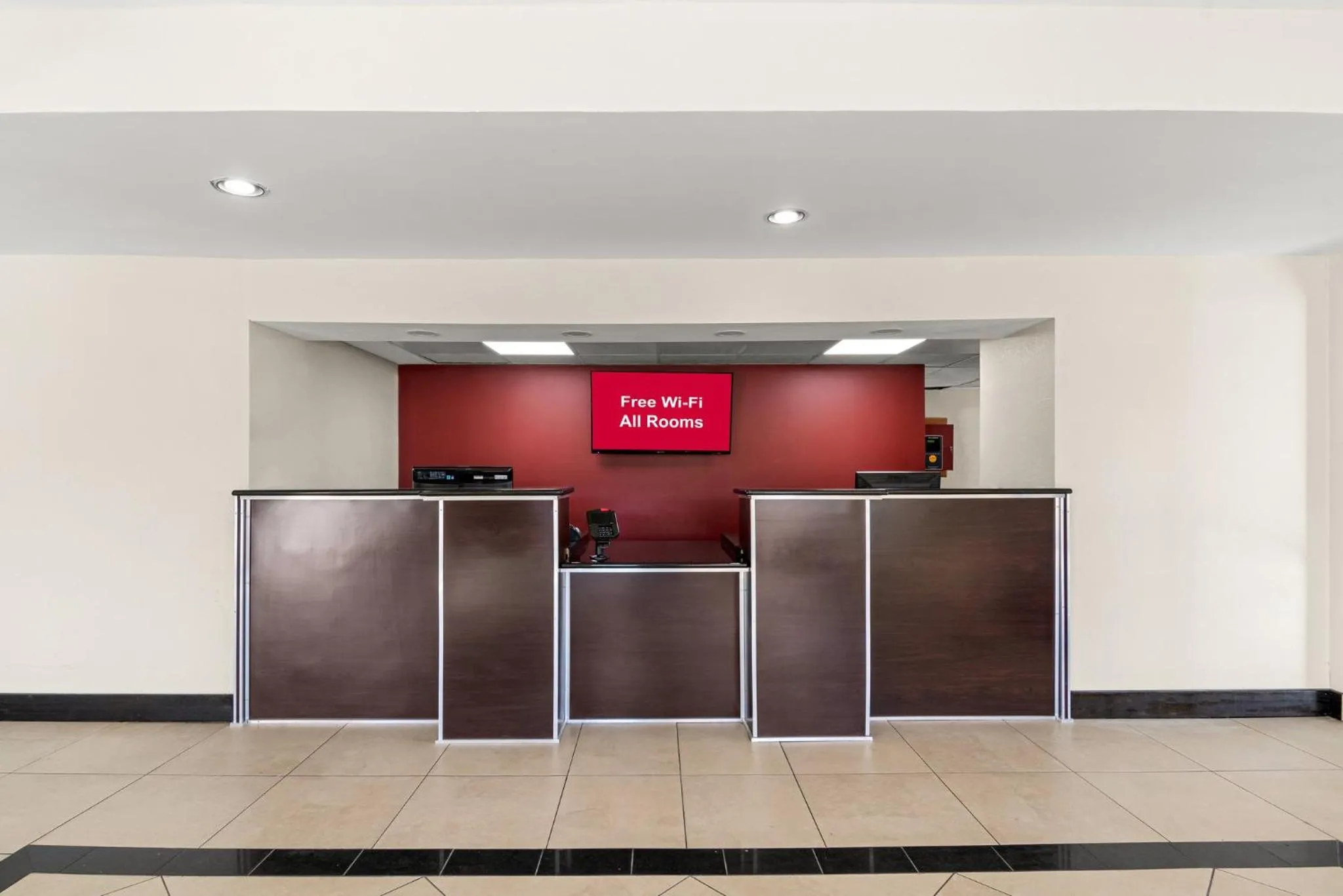 Lobby or reception in Red Roof Inn Washington, NC