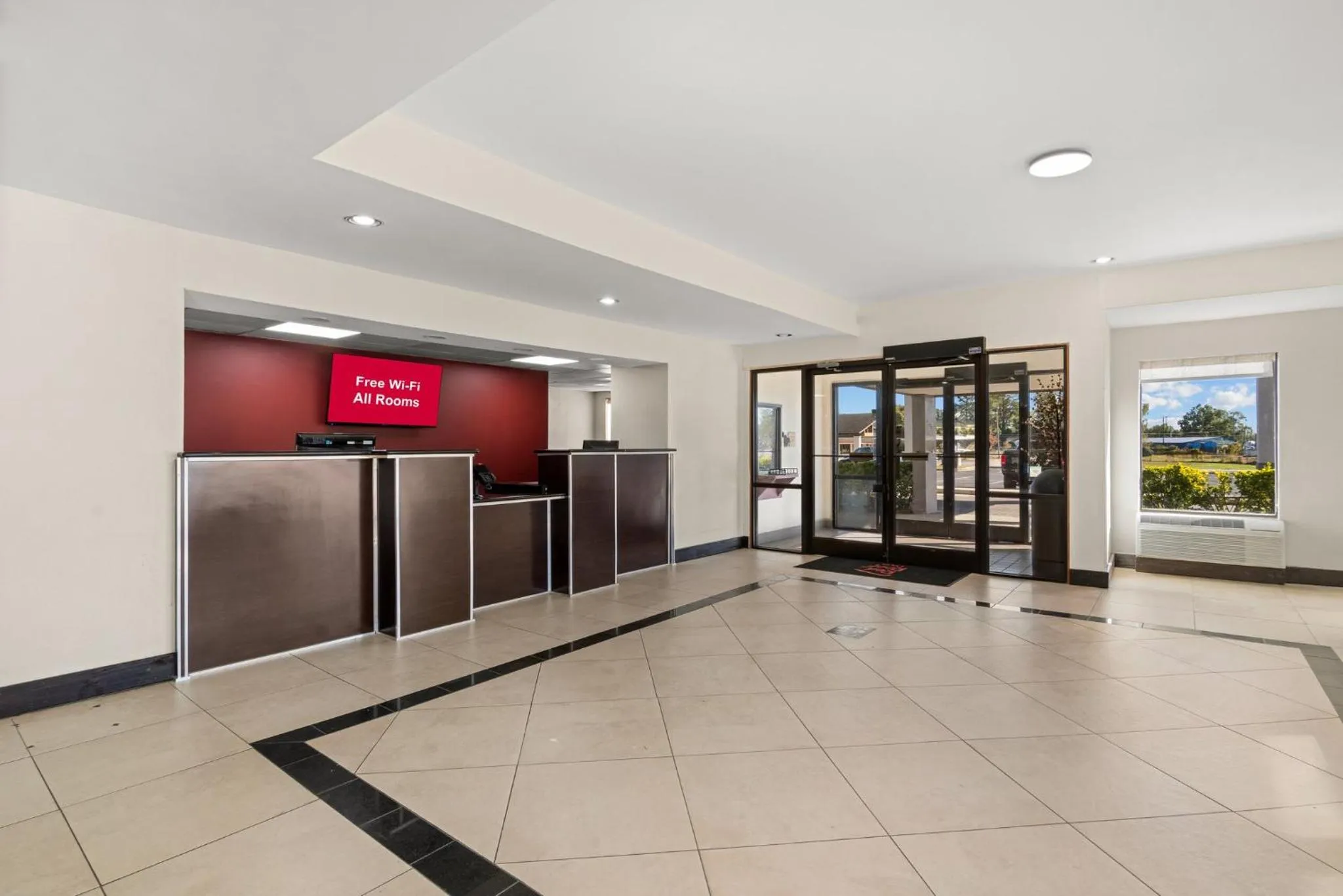 Lobby or reception in Red Roof Inn Washington, NC