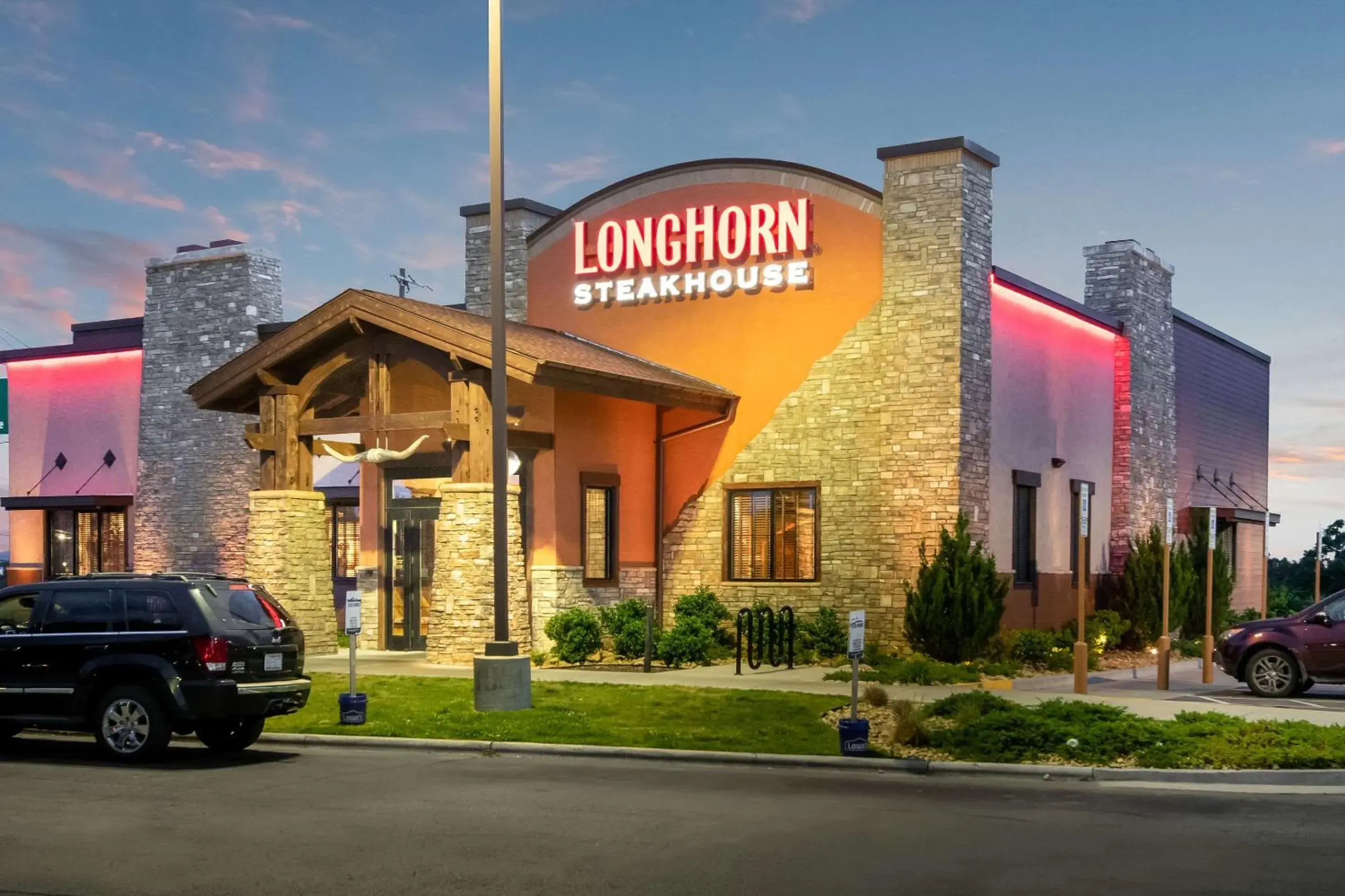 Property building in Clarion Inn Asheville Airport Property building in Clarion Inn Asheville Airport