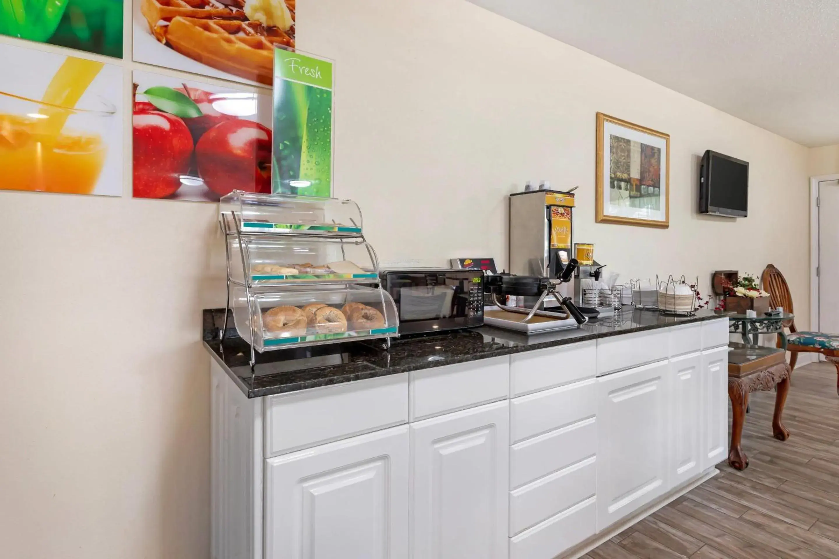 Breakfast in Quality Inn Andrews Breakfast in Quality Inn Andrews