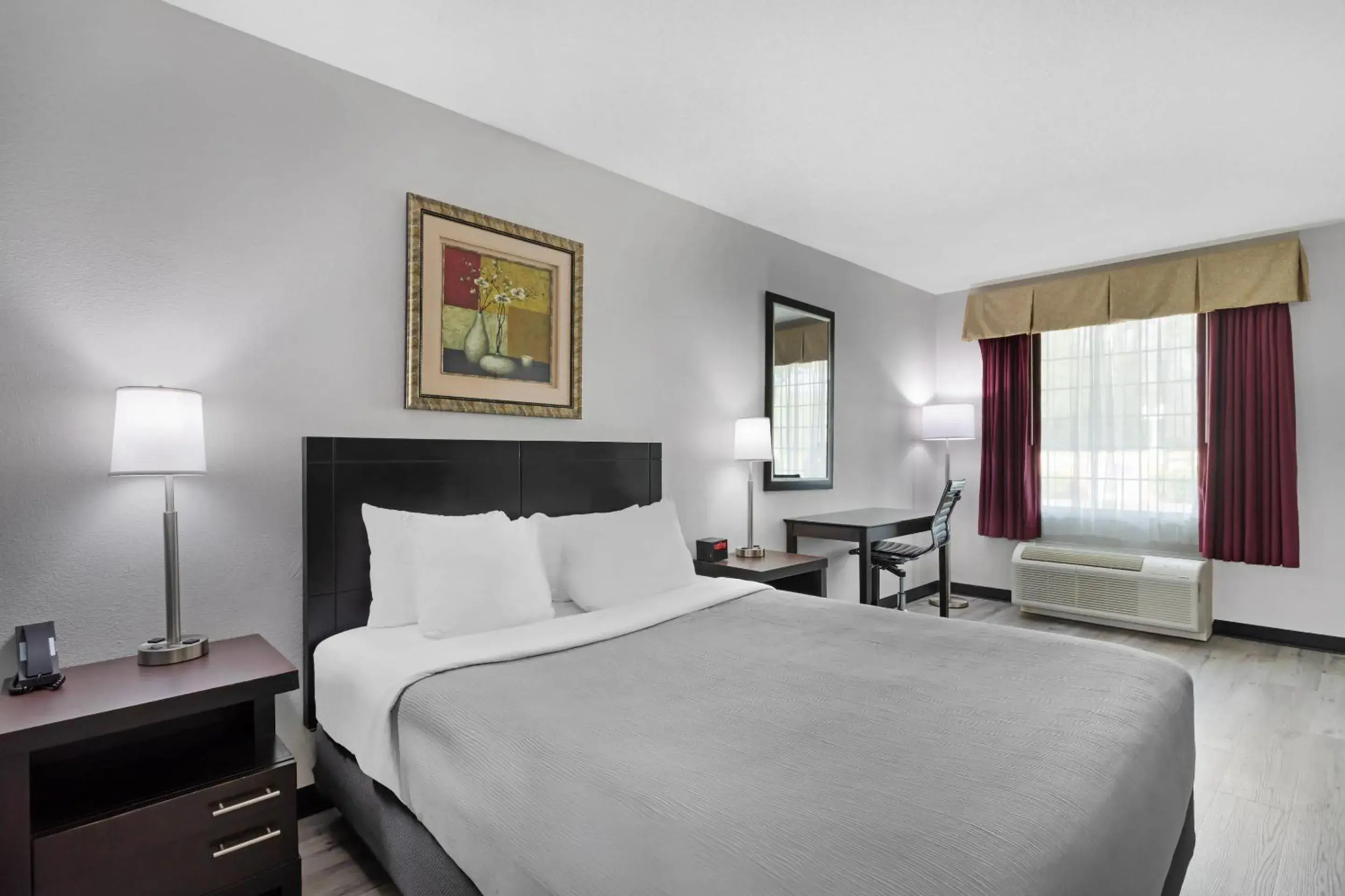 Bedroom, Bed in Quality Inn Andrews Bedroom, Bed in Quality Inn Andrews