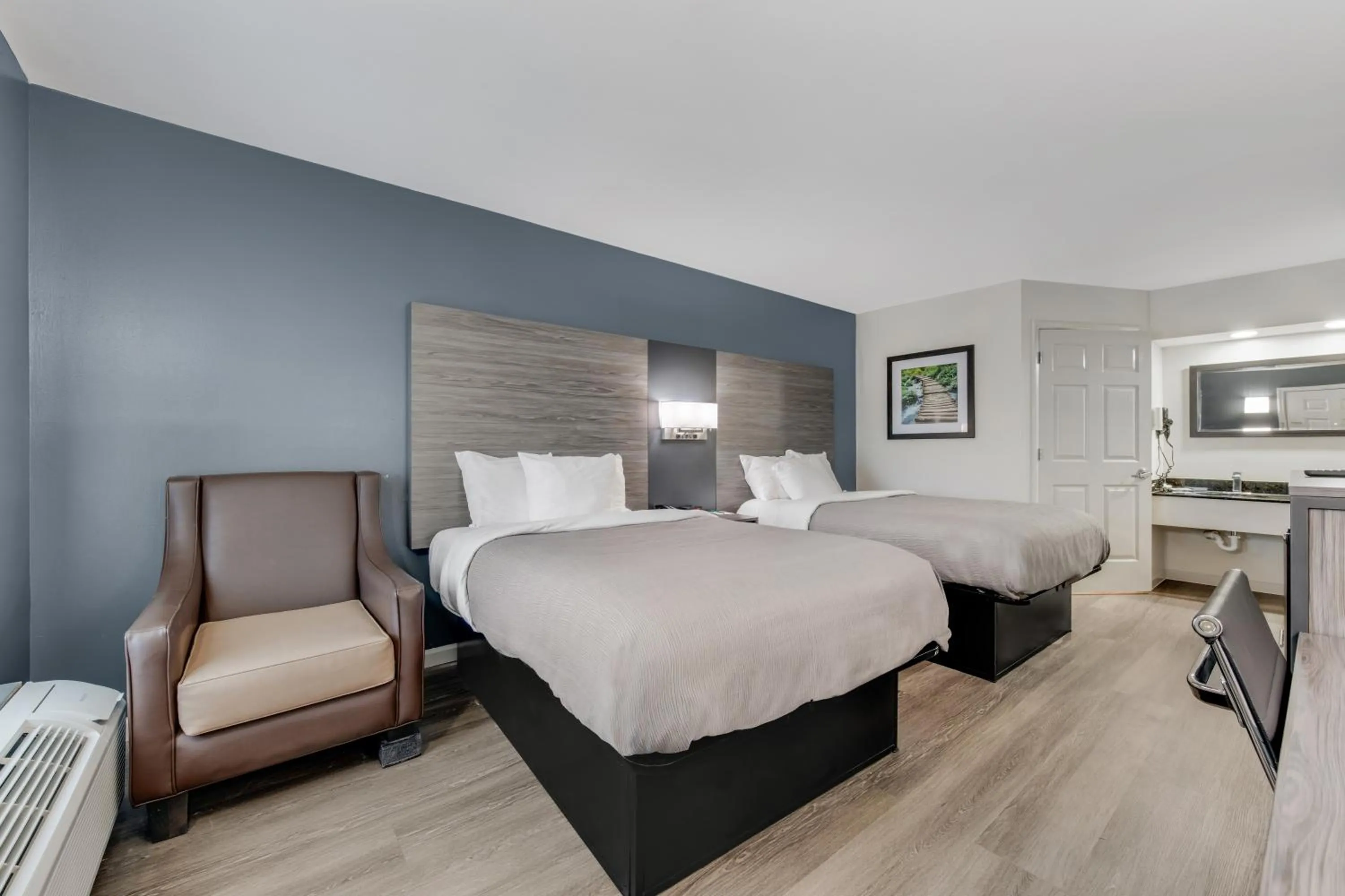 Bedroom, Bed in Quality Inn Laurinburg