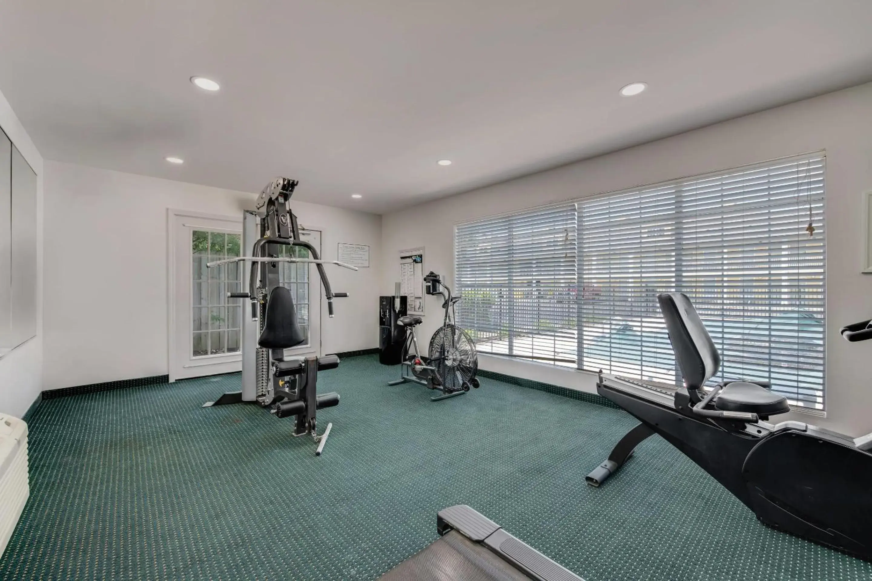 Fitness centre/facilities in Quality Inn Laurinburg Fitness centre/facilities in Quality Inn Laurinburg