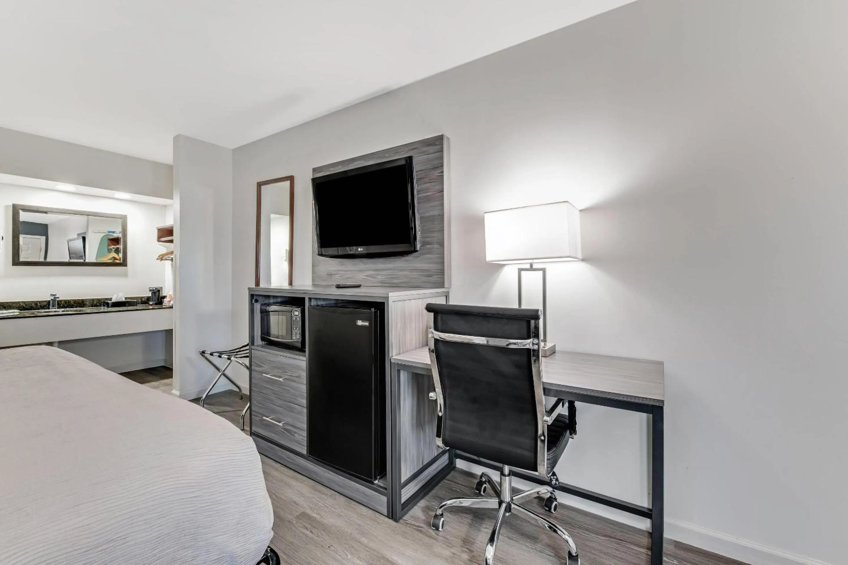 Bedroom, Bed in Quality Inn Laurinburg