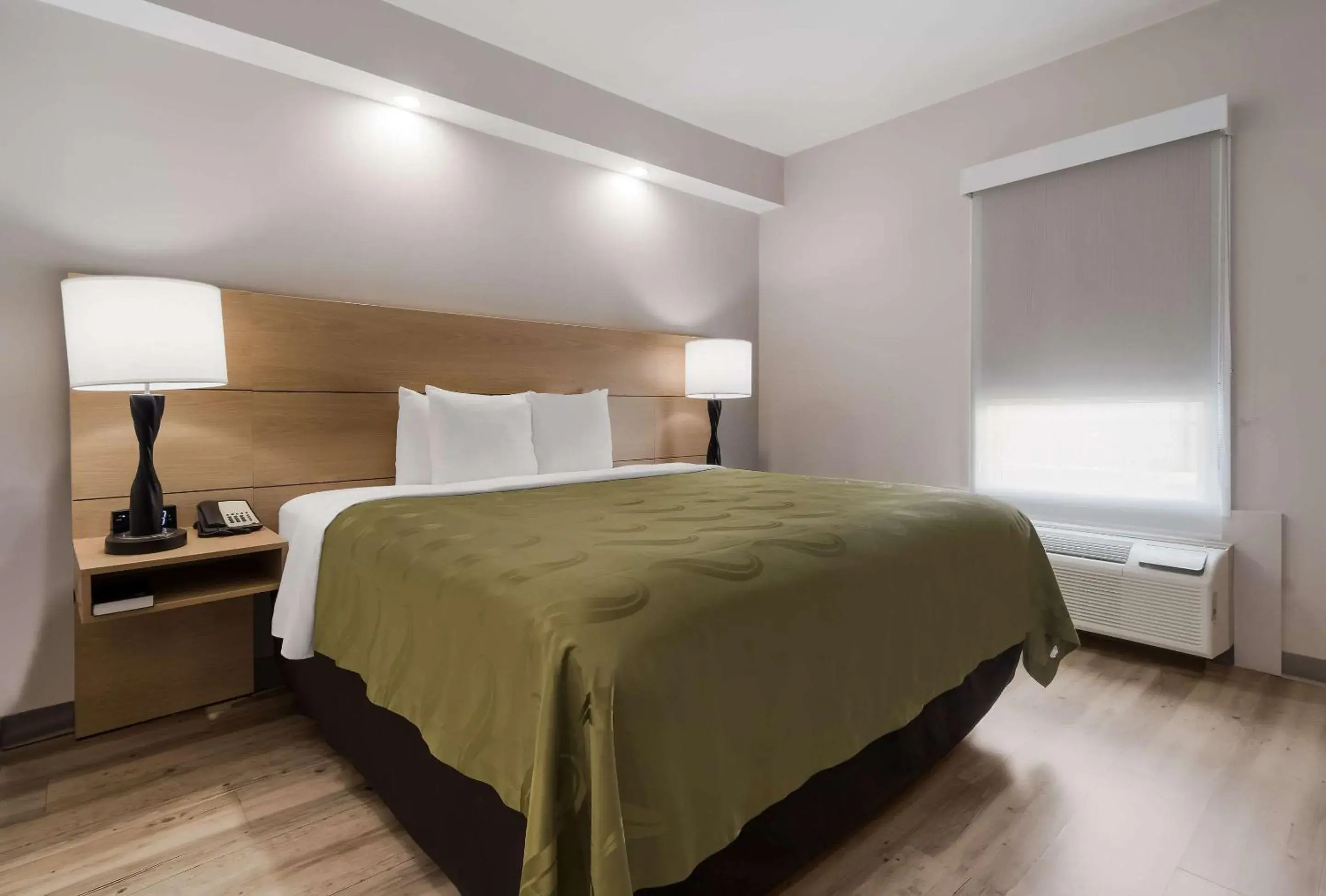 Bedroom, Bed in Quality Inn Goldsboro Bedroom, Bed in Quality Inn Goldsboro