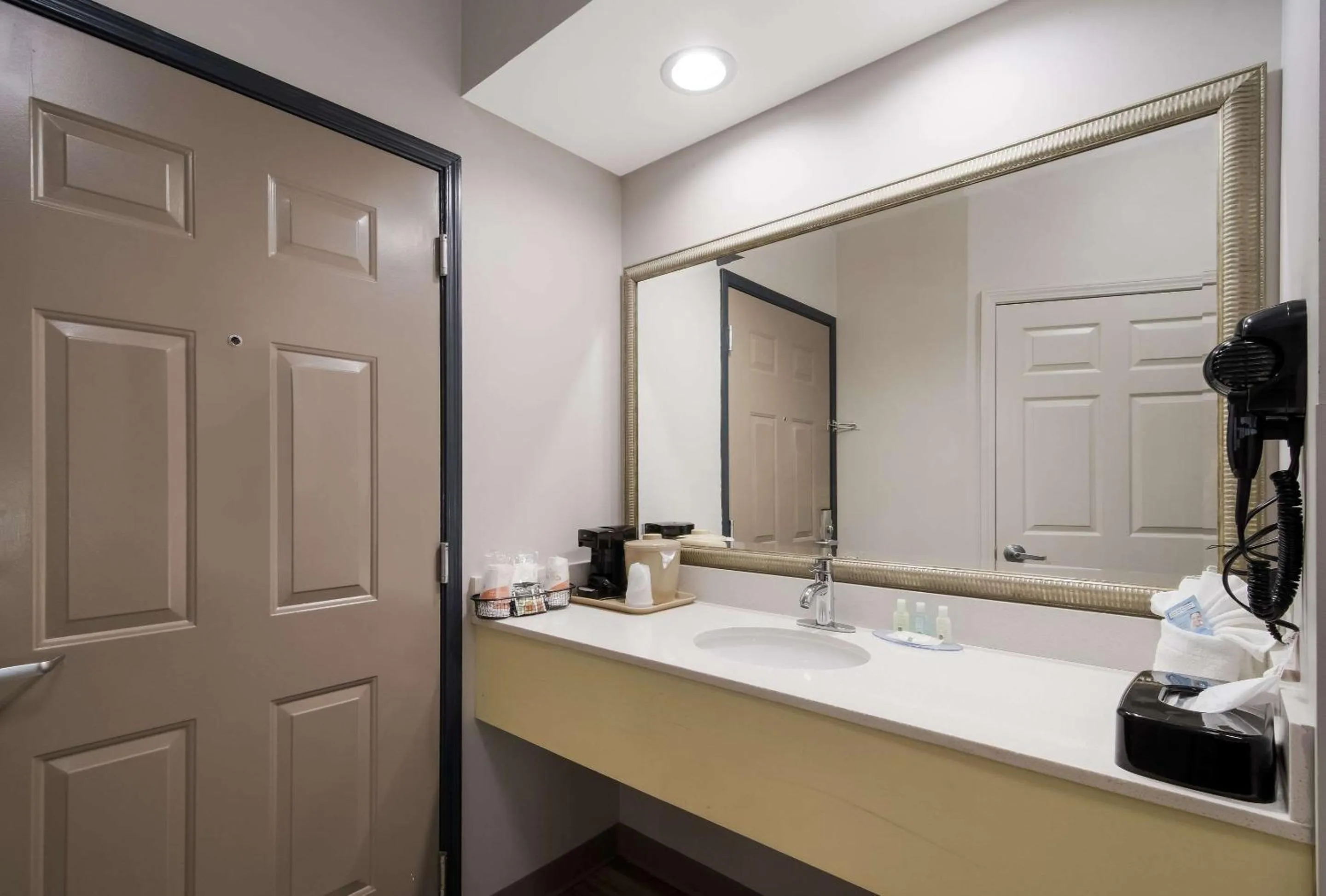 Bathroom in Quality Inn Goldsboro