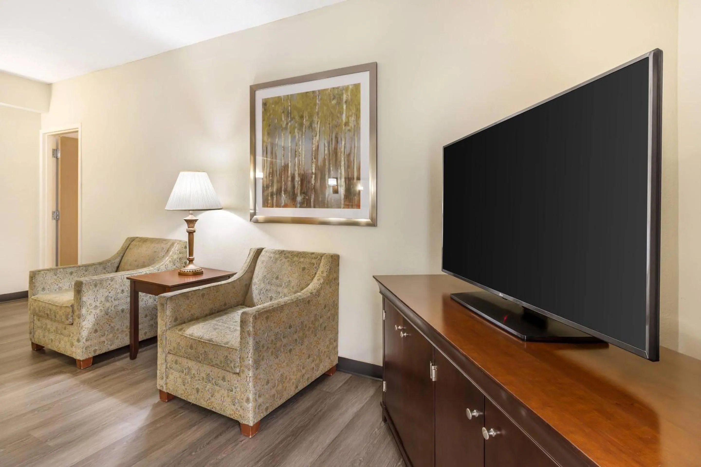 Bedroom in Comfort Inn Pinehurst - Southern Pines